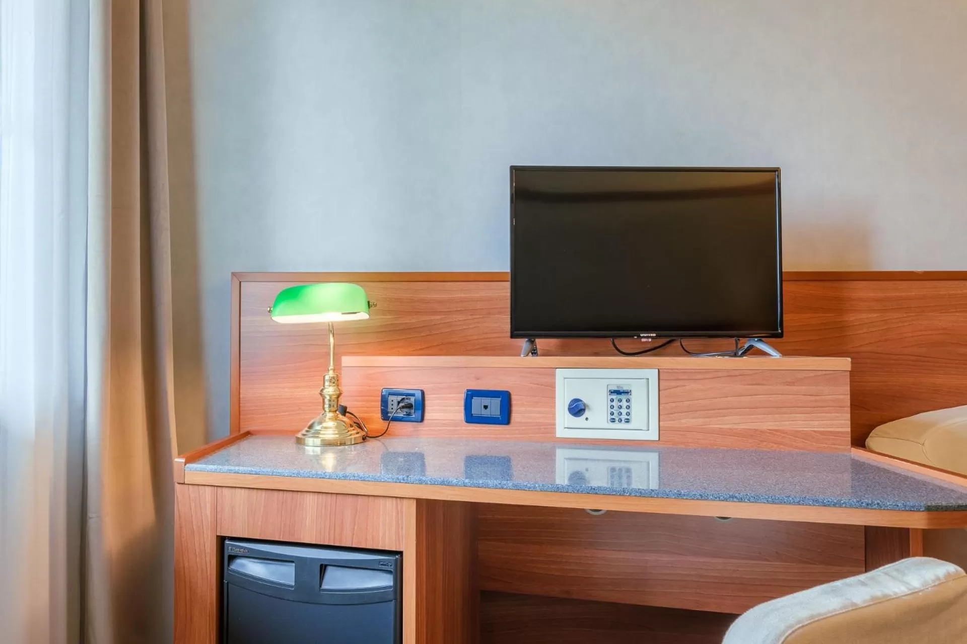 Bedroom in SHG Hotel Bologna