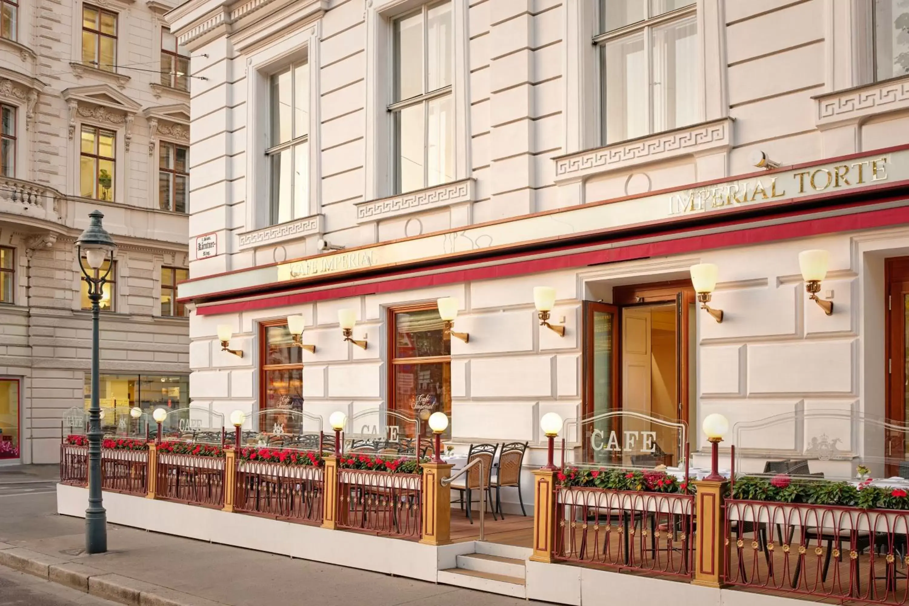 Restaurant/Places to Eat in Hotel Imperial, a Luxury Collection Hotel, Vienna
