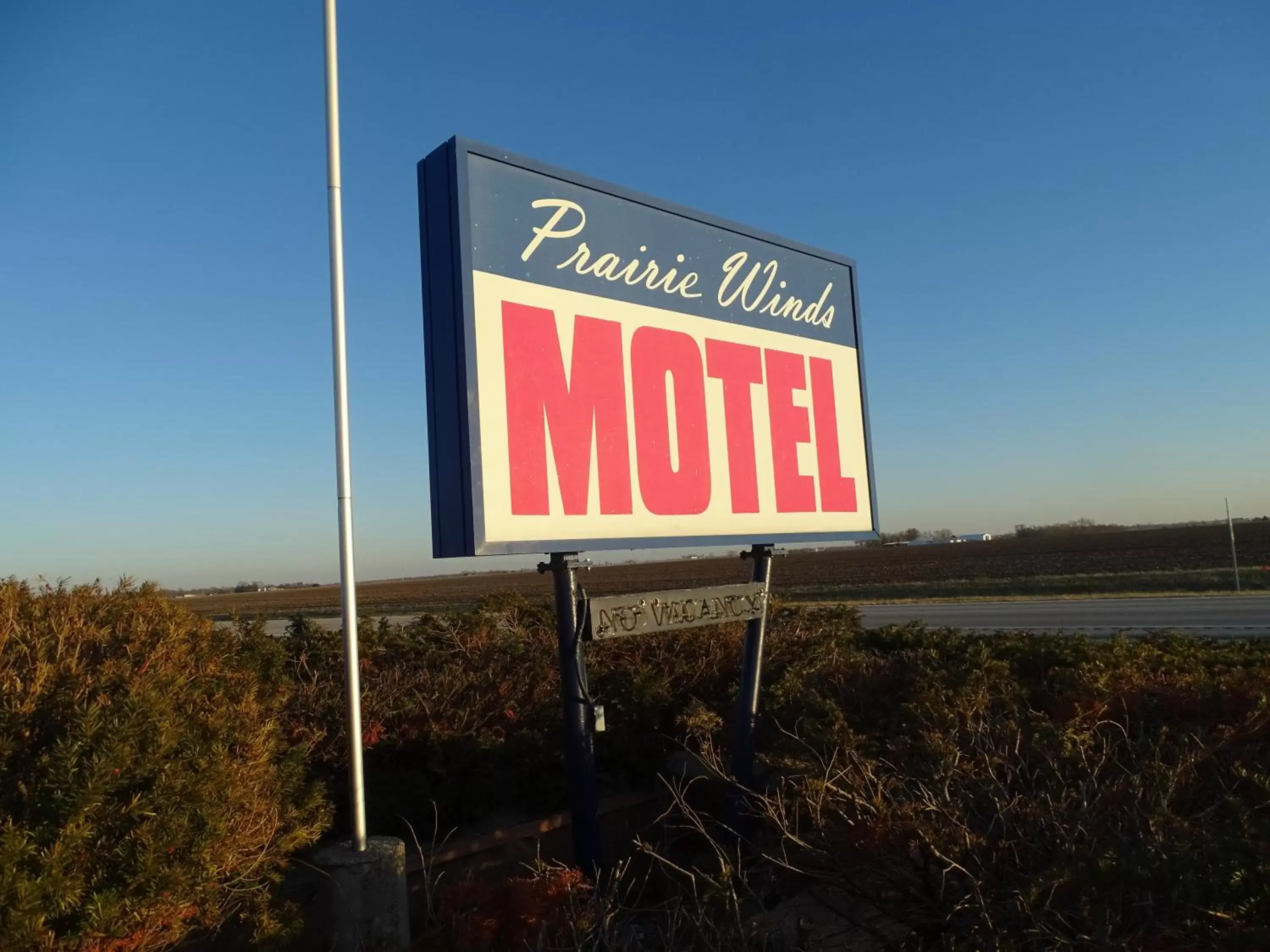 Property logo or sign in PRAIRIE WINDs MOTEL CARTHAGE