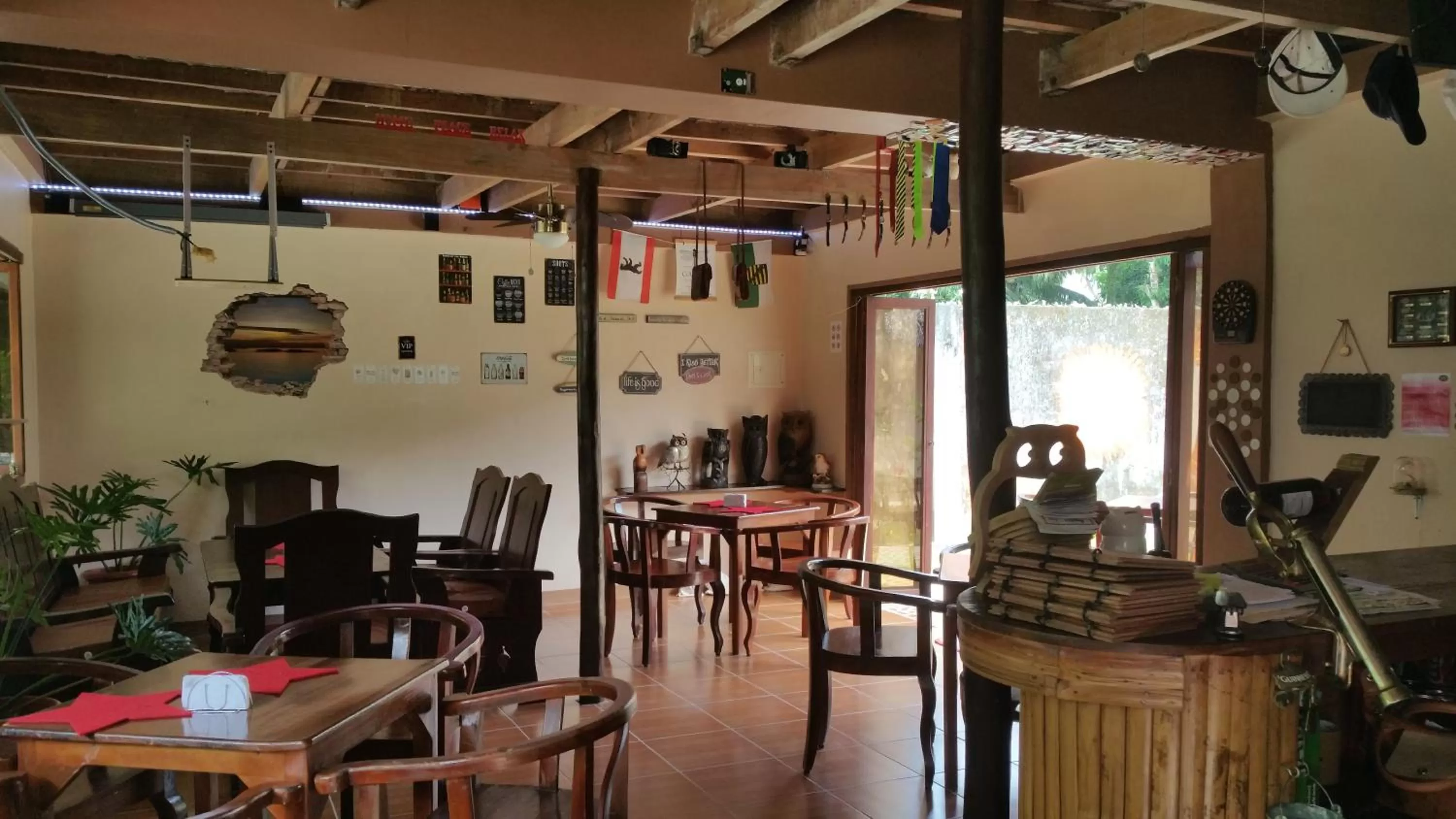 Restaurant/Places to Eat in Rubin Resort