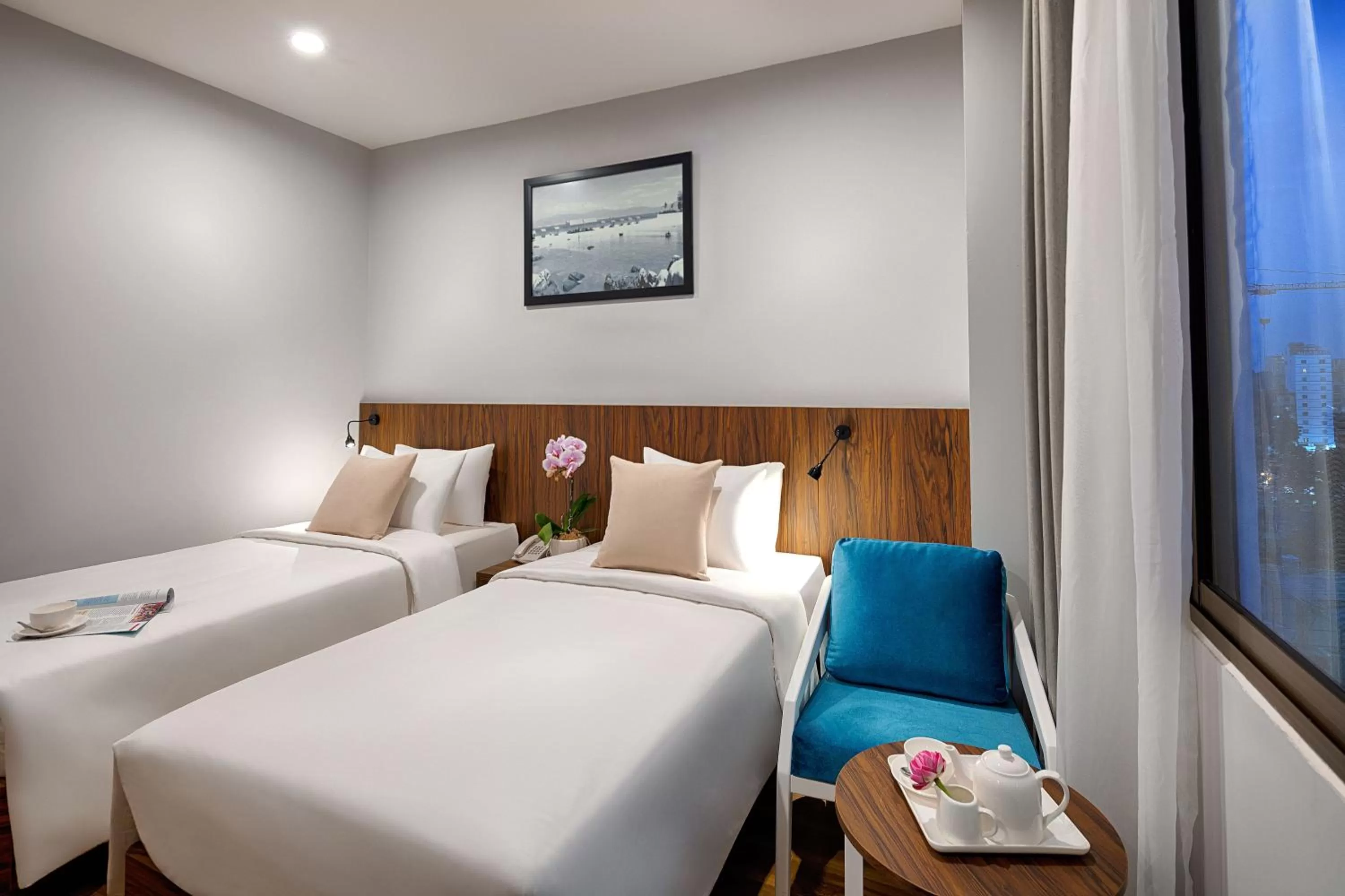 Coffee/tea facilities, Bed in Happy Life Grand Hotel & Rooftop Skybar