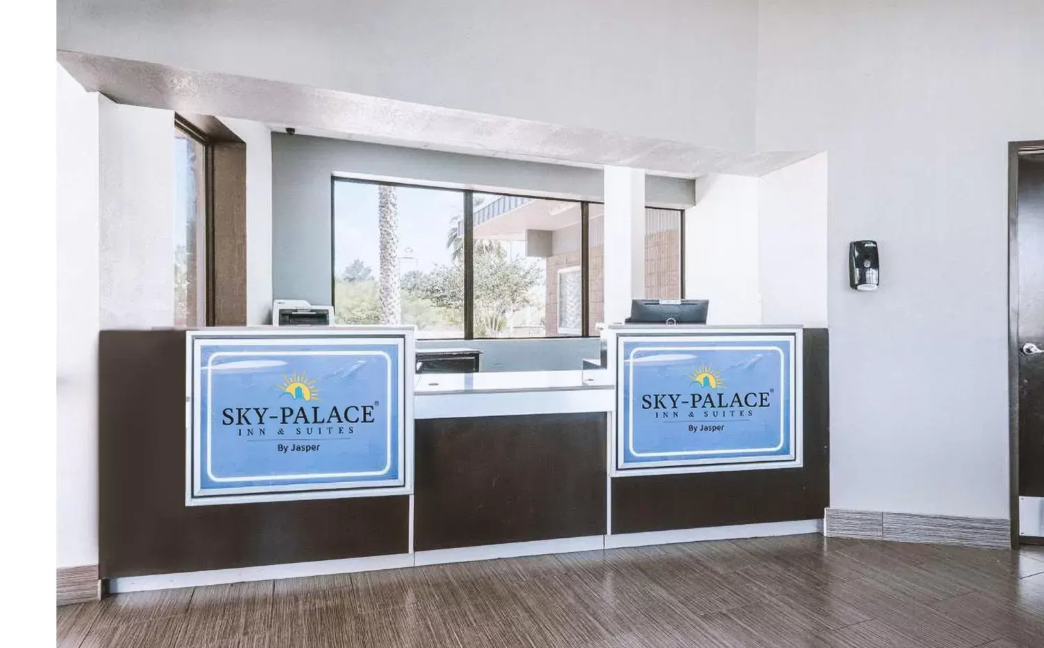 Lobby or reception in Sky Palace Inn & Suites By Jasper Beeville Lobby or reception in Sky Palace Inn & Suites By Jasper Beeville