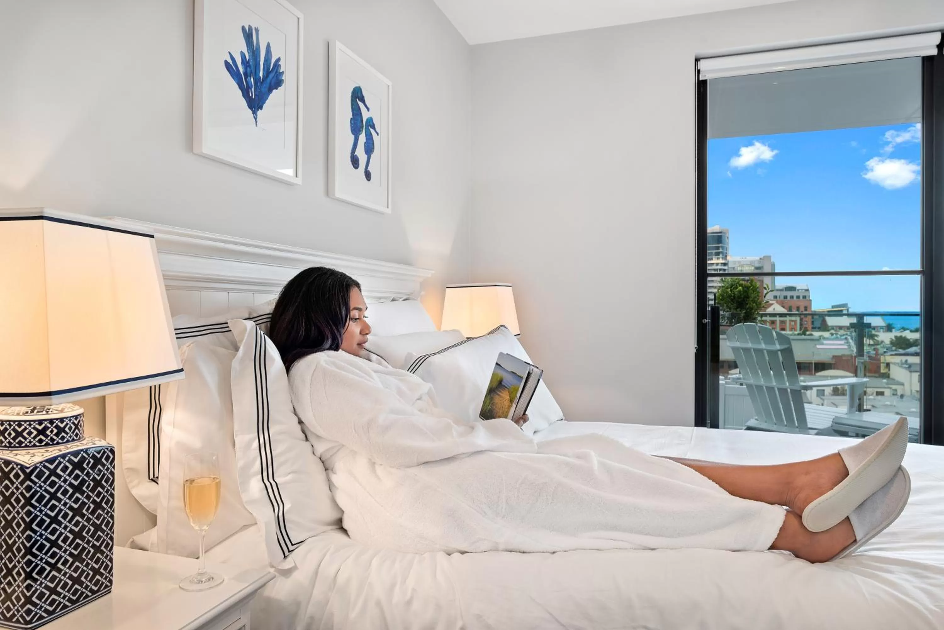 Bed in The Hamptons Apartments - Port Melbourne