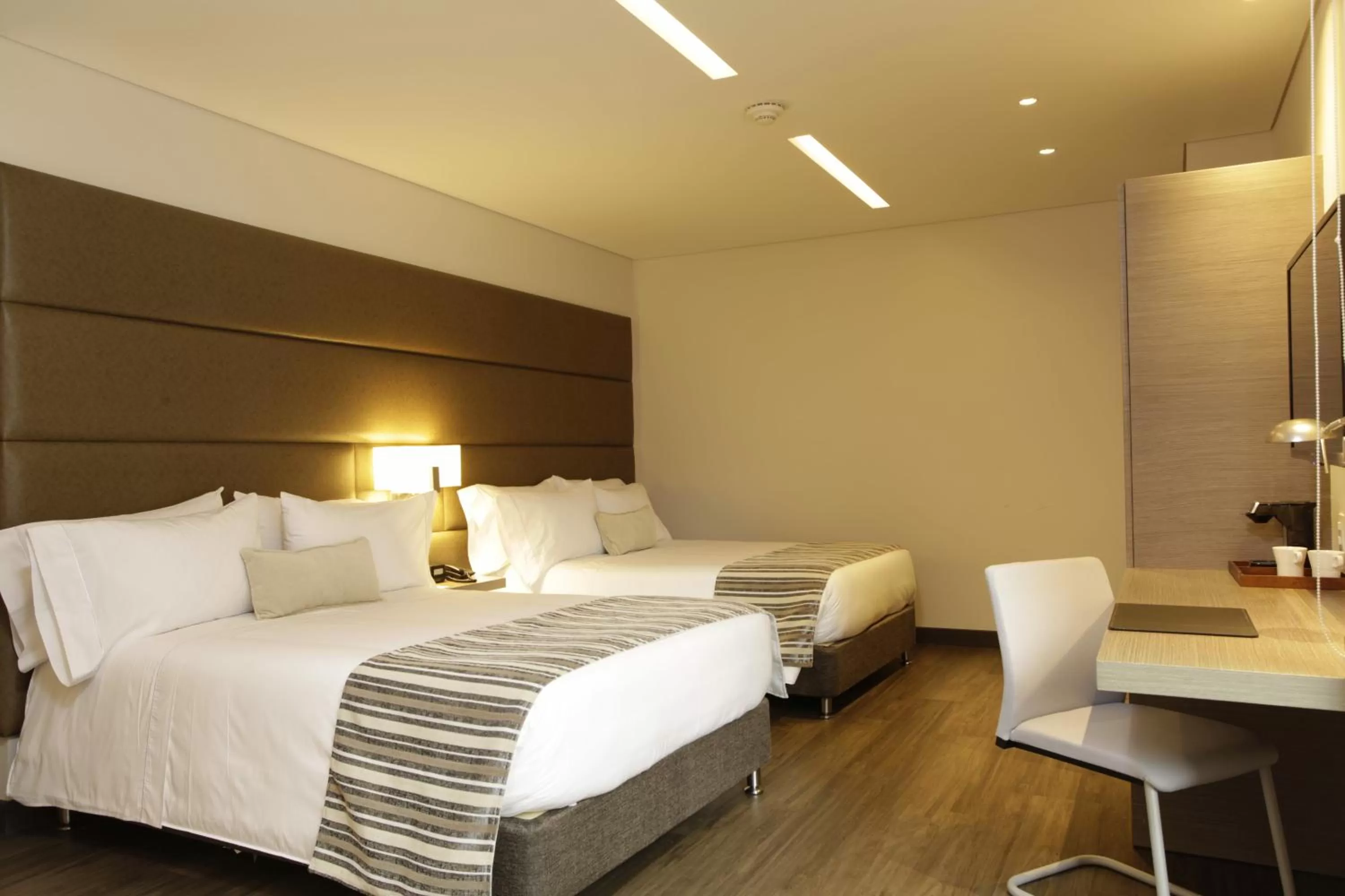 Bedroom in bs Rosales Hotel