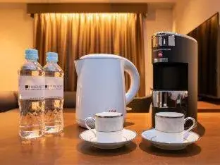 Coffee/tea facilities in LIBER HOTEL AT UNIVERSAL STUDIOS JAPAN