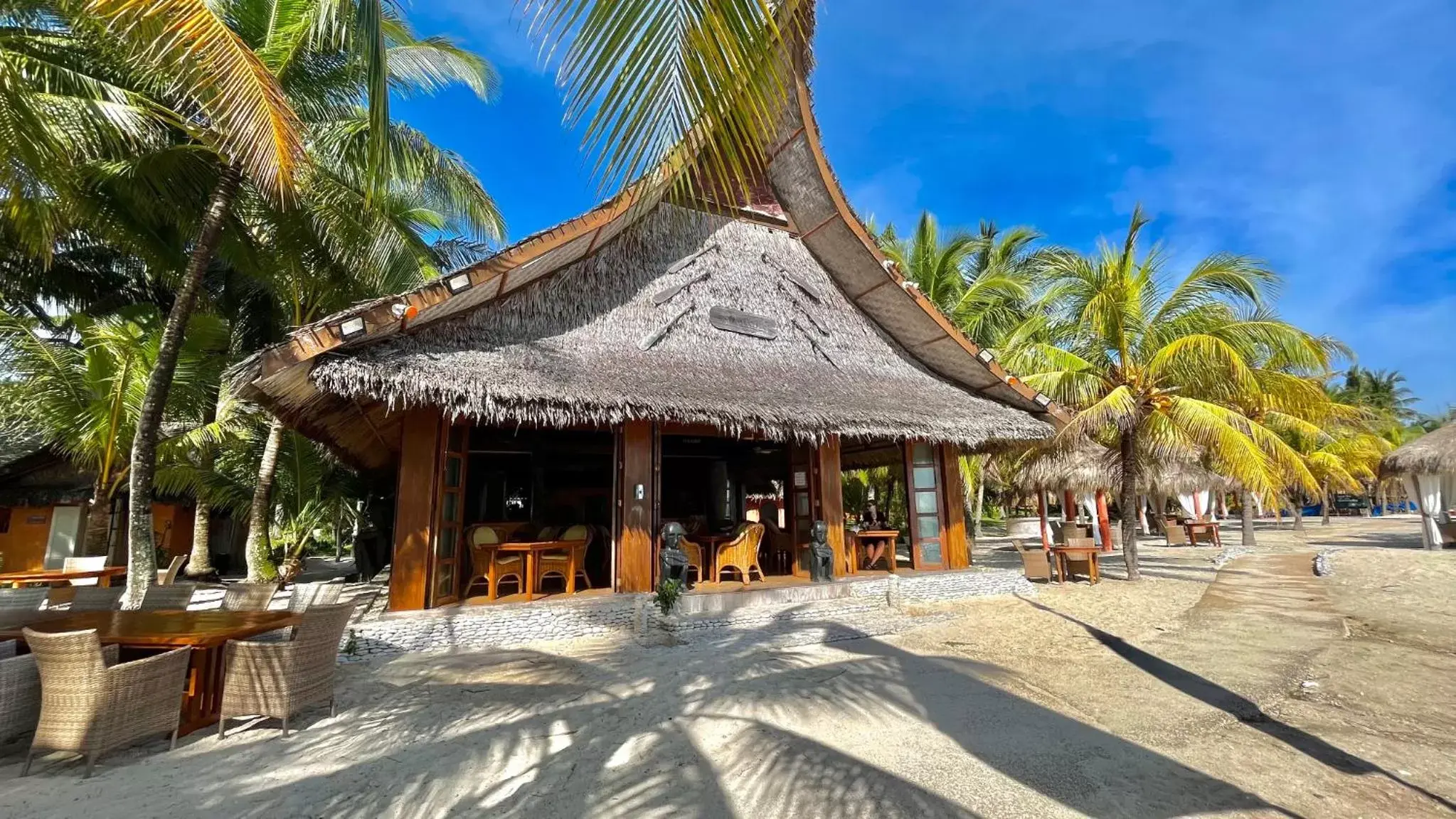 Restaurant/places to eat in Coco Grove Beach Resort, Siquijor Island
