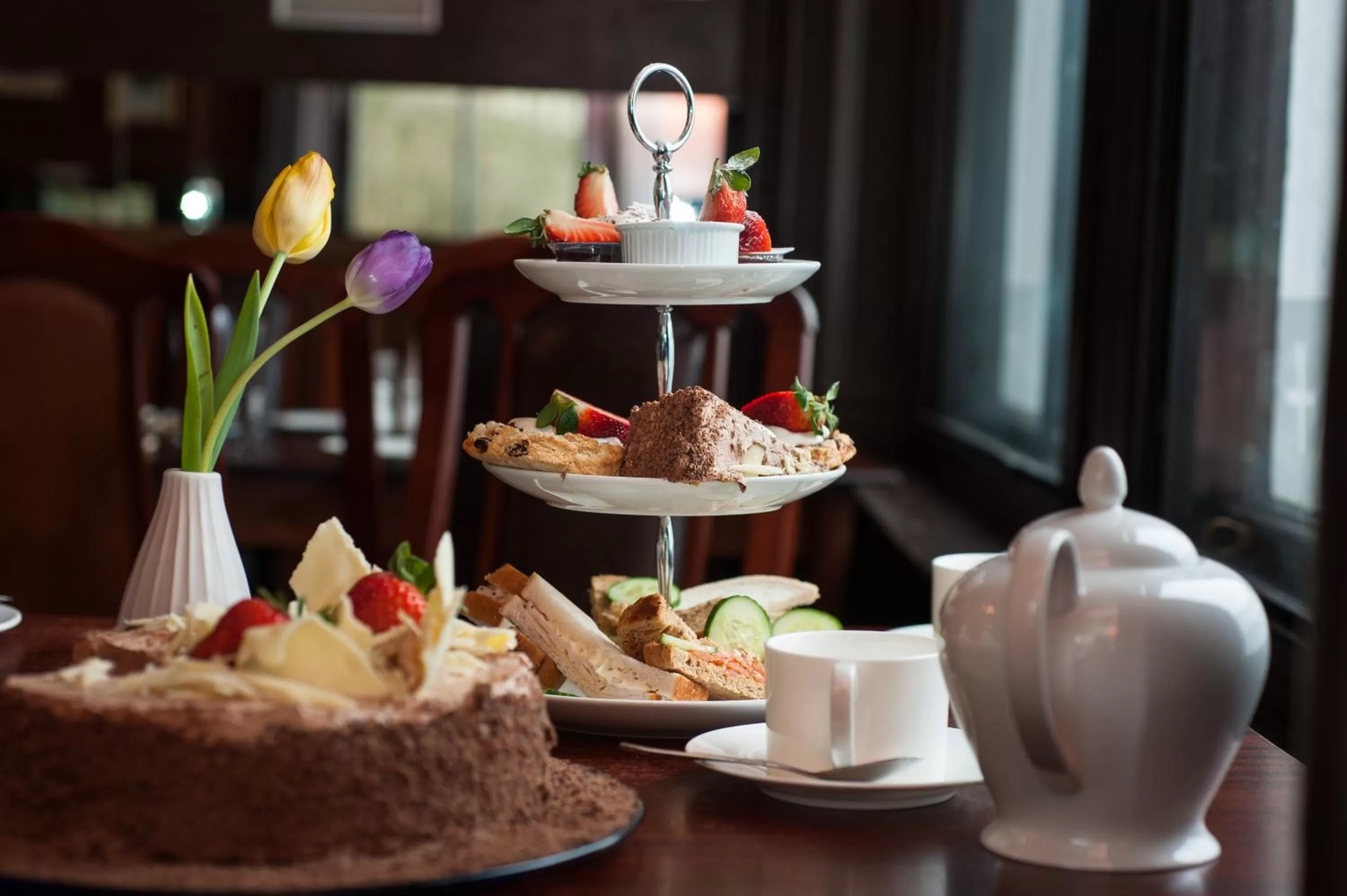 Food in Coquetvale Hotel