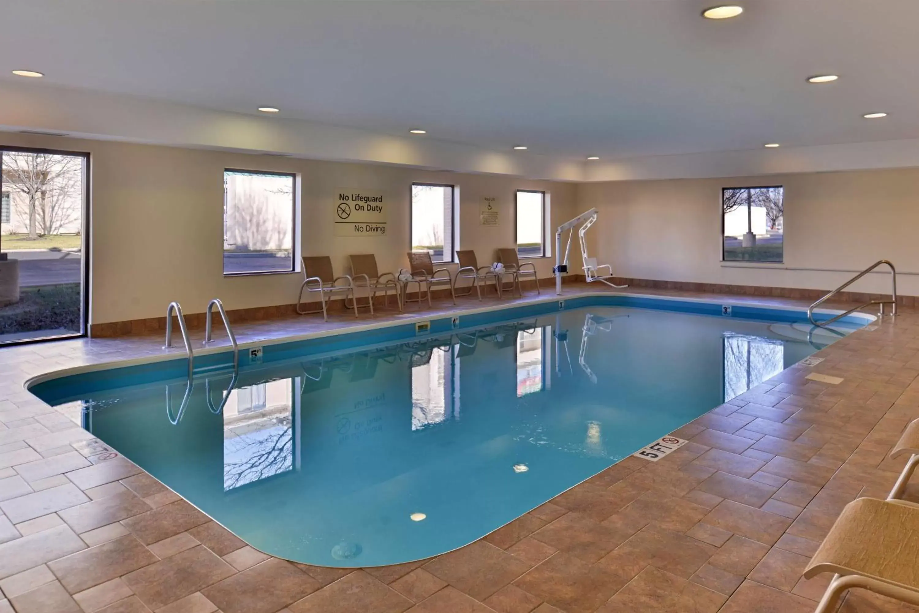 Pool view, Swimming Pool in Hampton Inn & Suites Dayton-Vandalia
