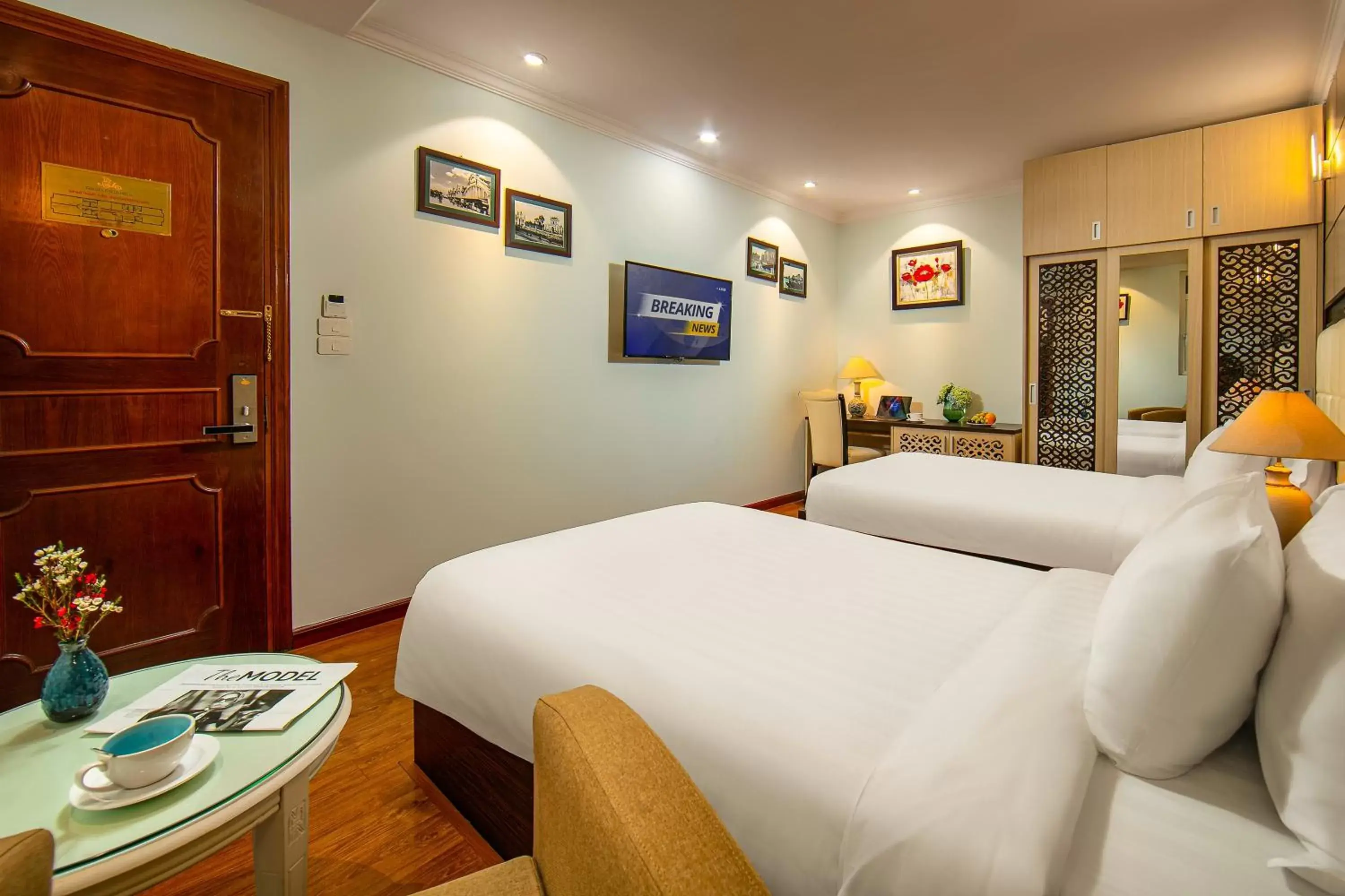 Deluxe Double or Twin Room in San Hanoi Hotel Deluxe Double or Twin Room in San Hanoi Hotel