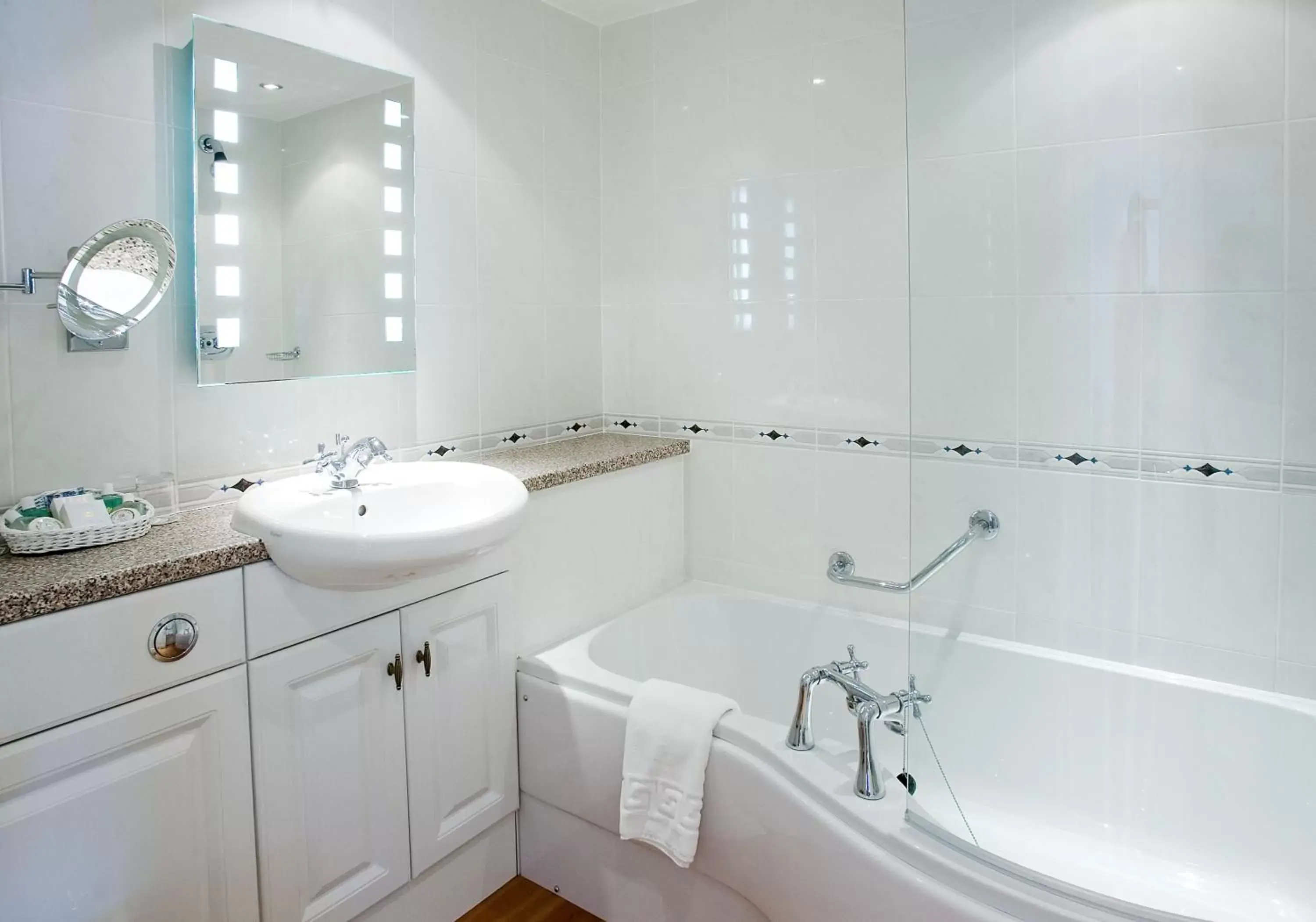 Bathroom in Skiddaw Hotel