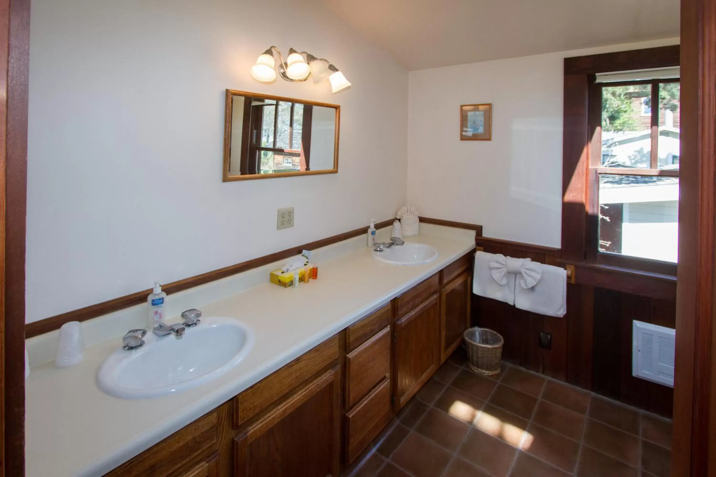 Bathroom in Sweetwater Inn and Spa