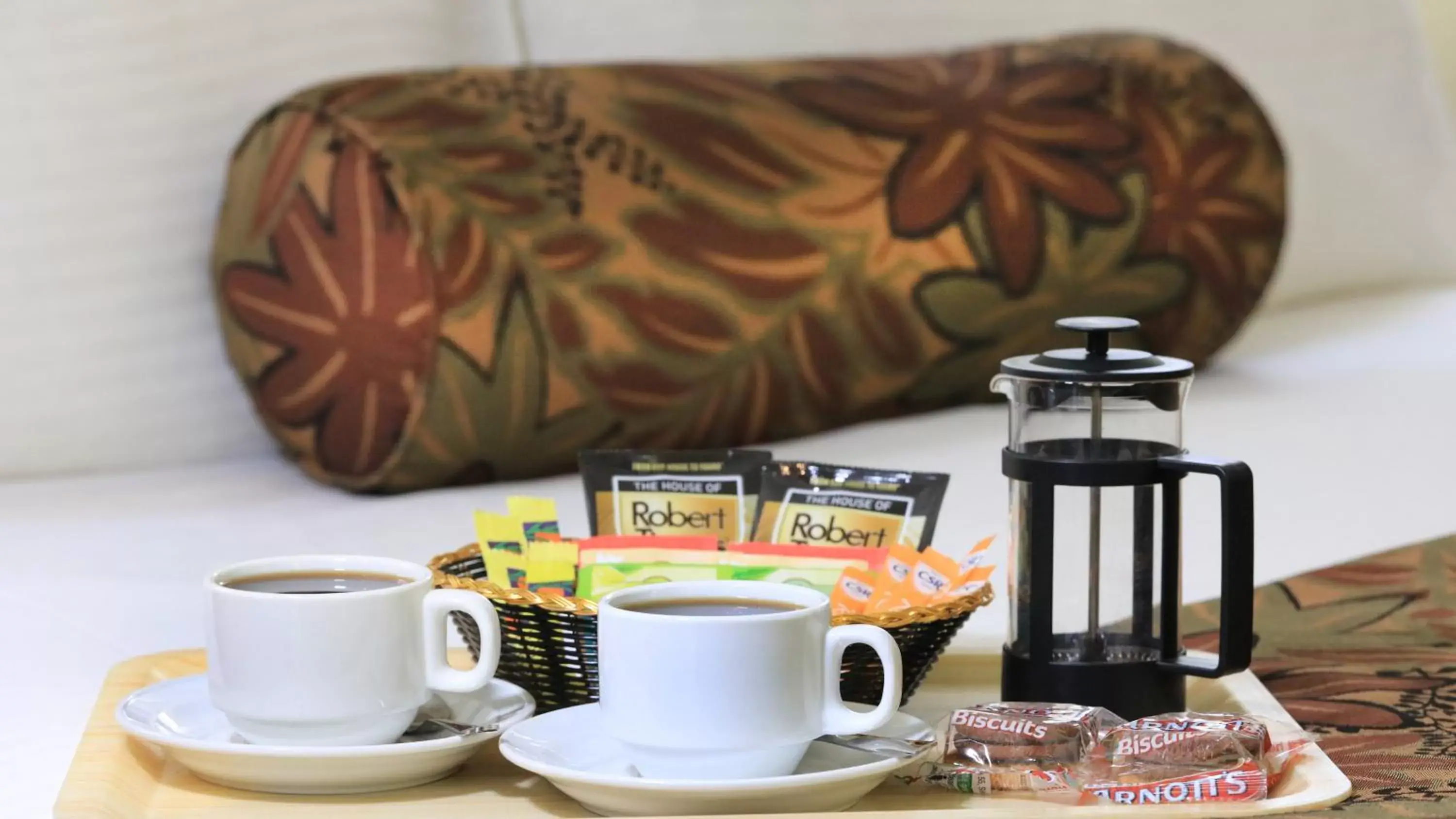 Coffee/tea facilities in Royal Exchange Hotel