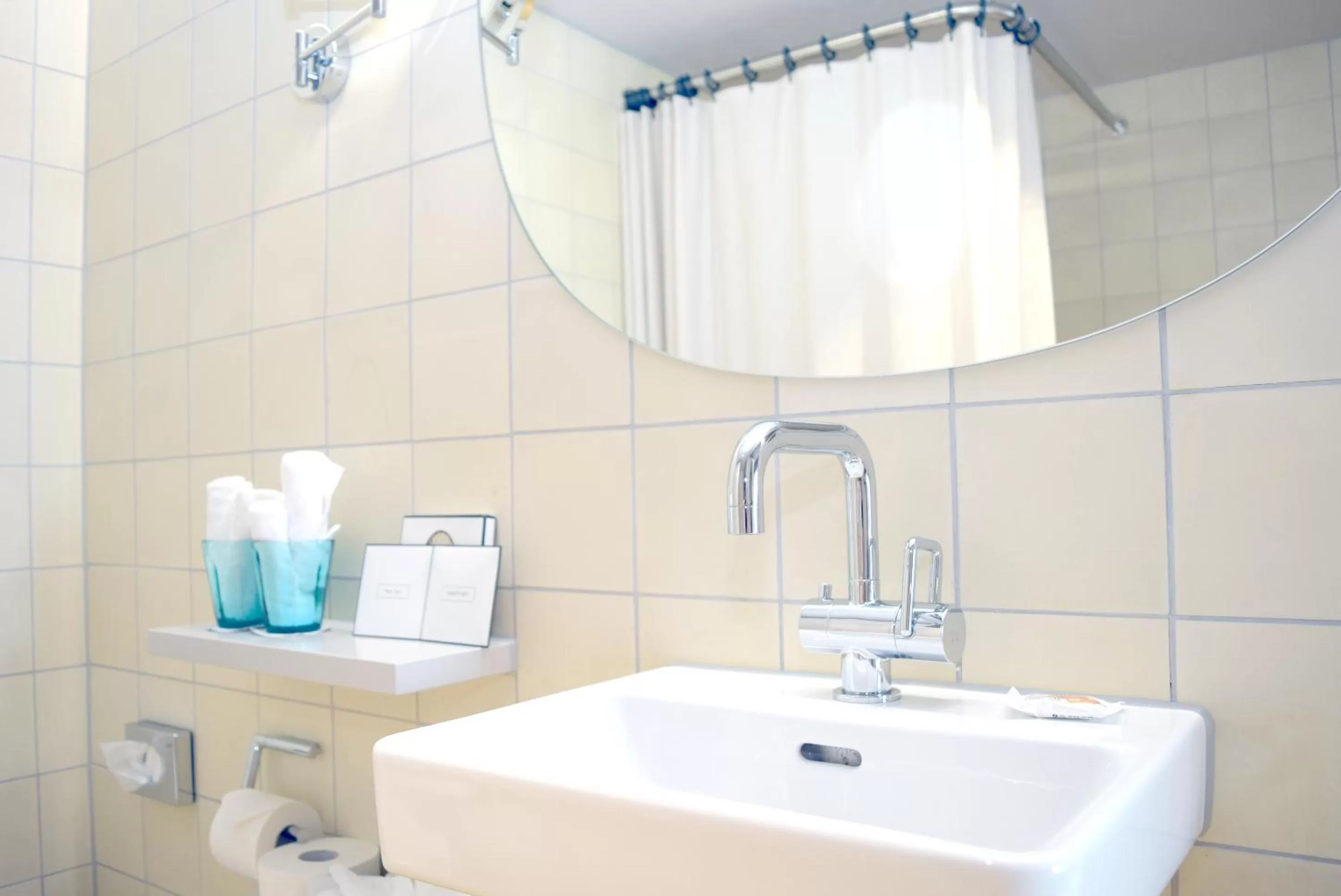 Bathroom in Placid Hotel Design & Lifestyle Zurich