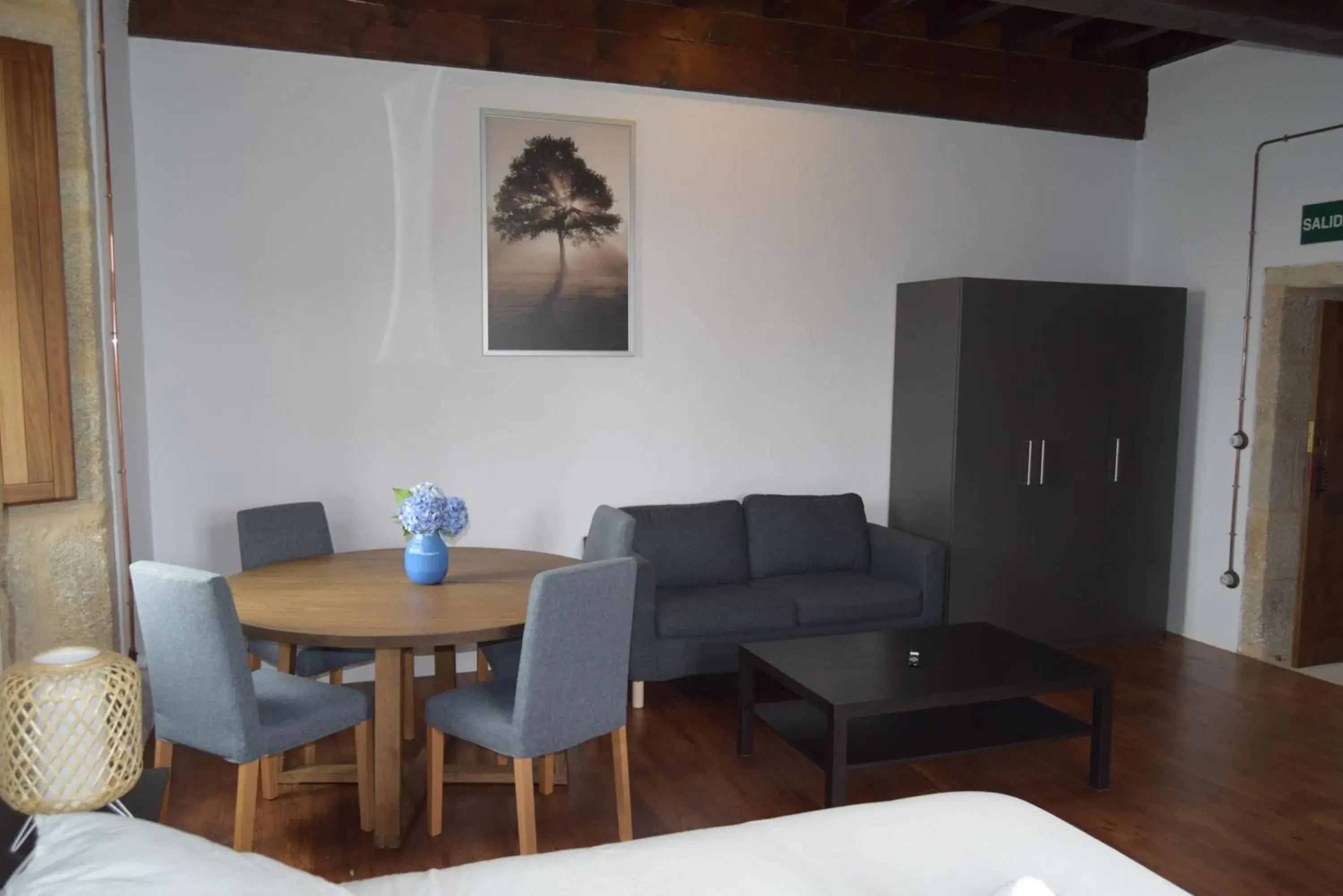Living room, Dining Area in Hostel Monasterio de Moraime
