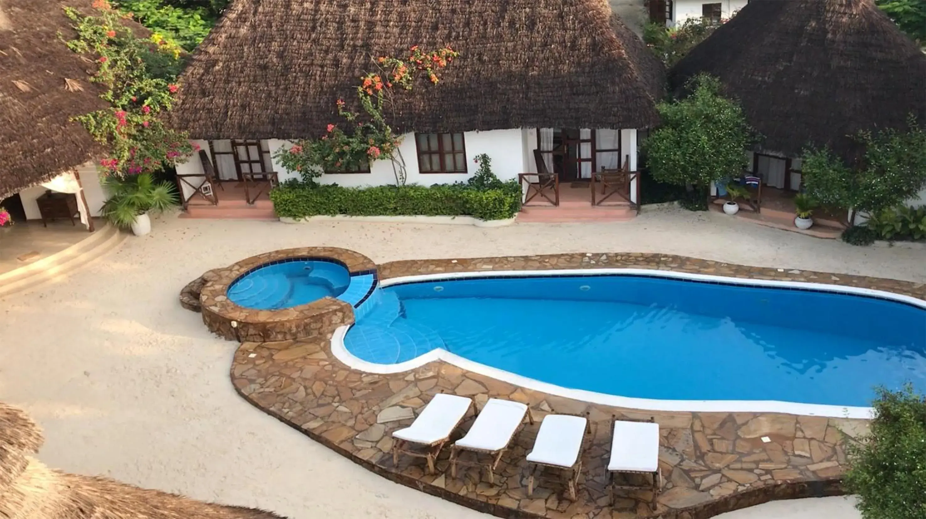 Swimming Pool in Sea View Lodge Boutique Hotel