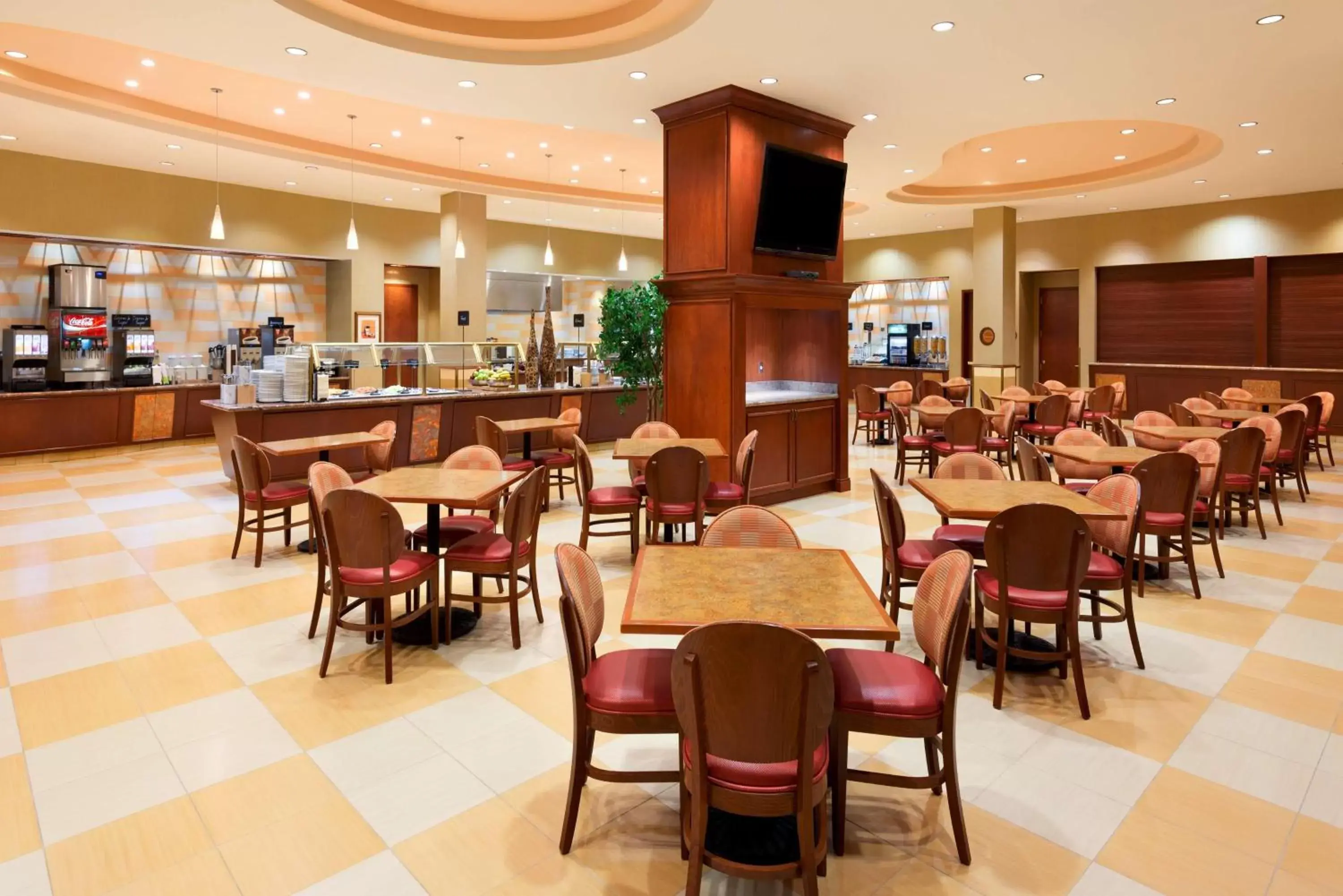 Dining area, Restaurant/Places to Eat in Embassy Suites by Hilton Norman Hotel & Conference Center