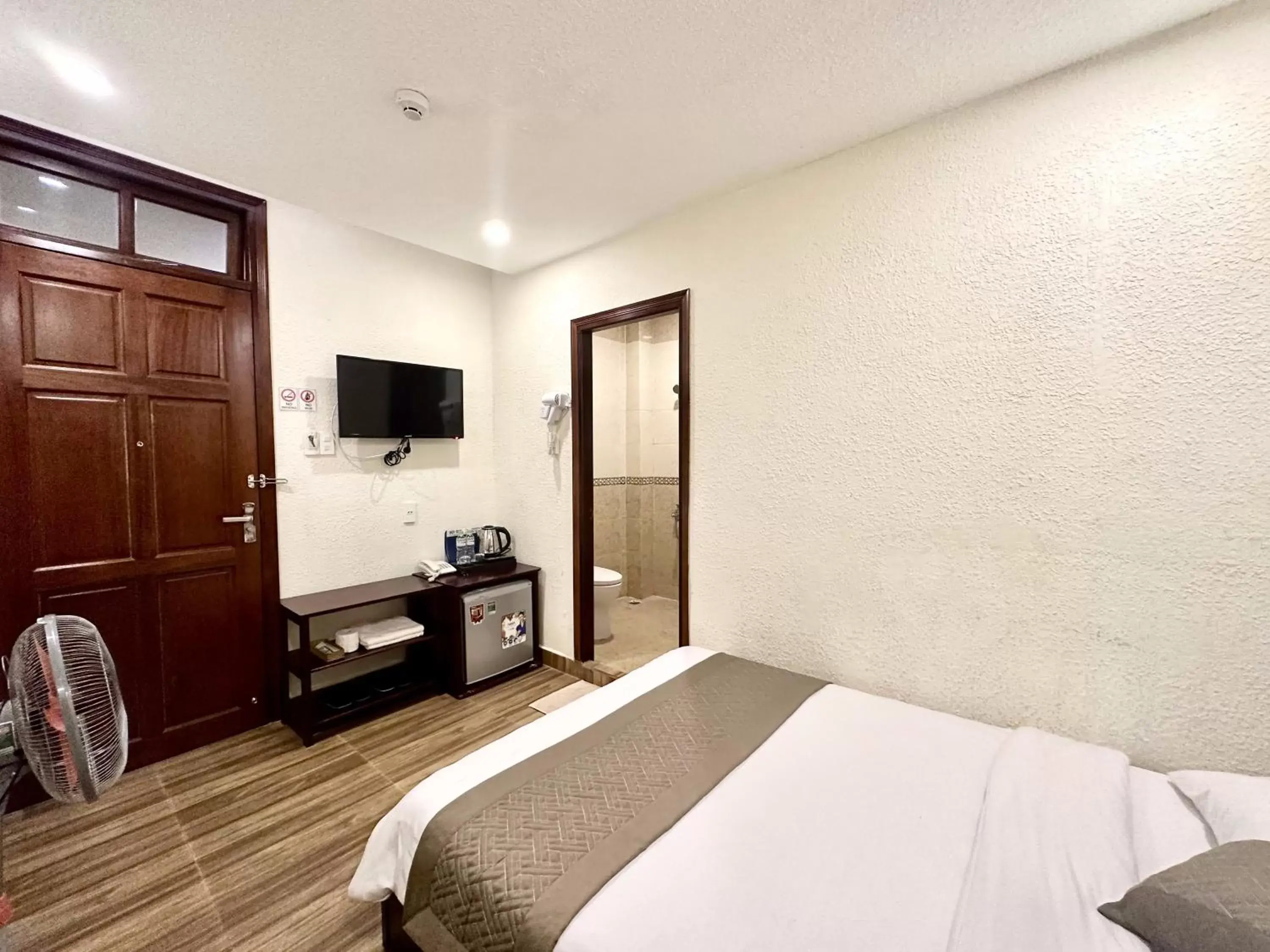 Bed in Nam Xuan Premium Hotel