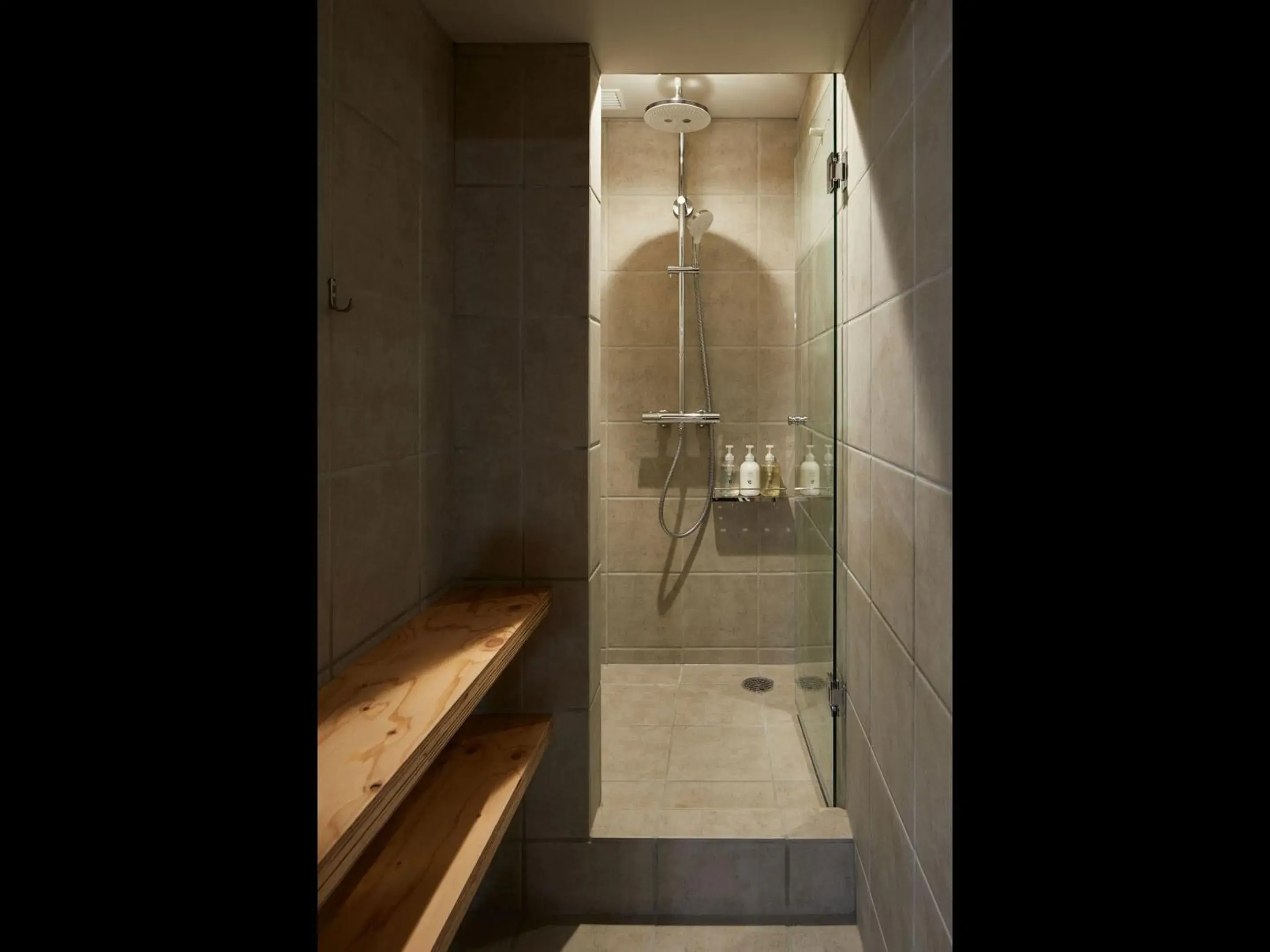 Shower, Bathroom in do-c Gotanda