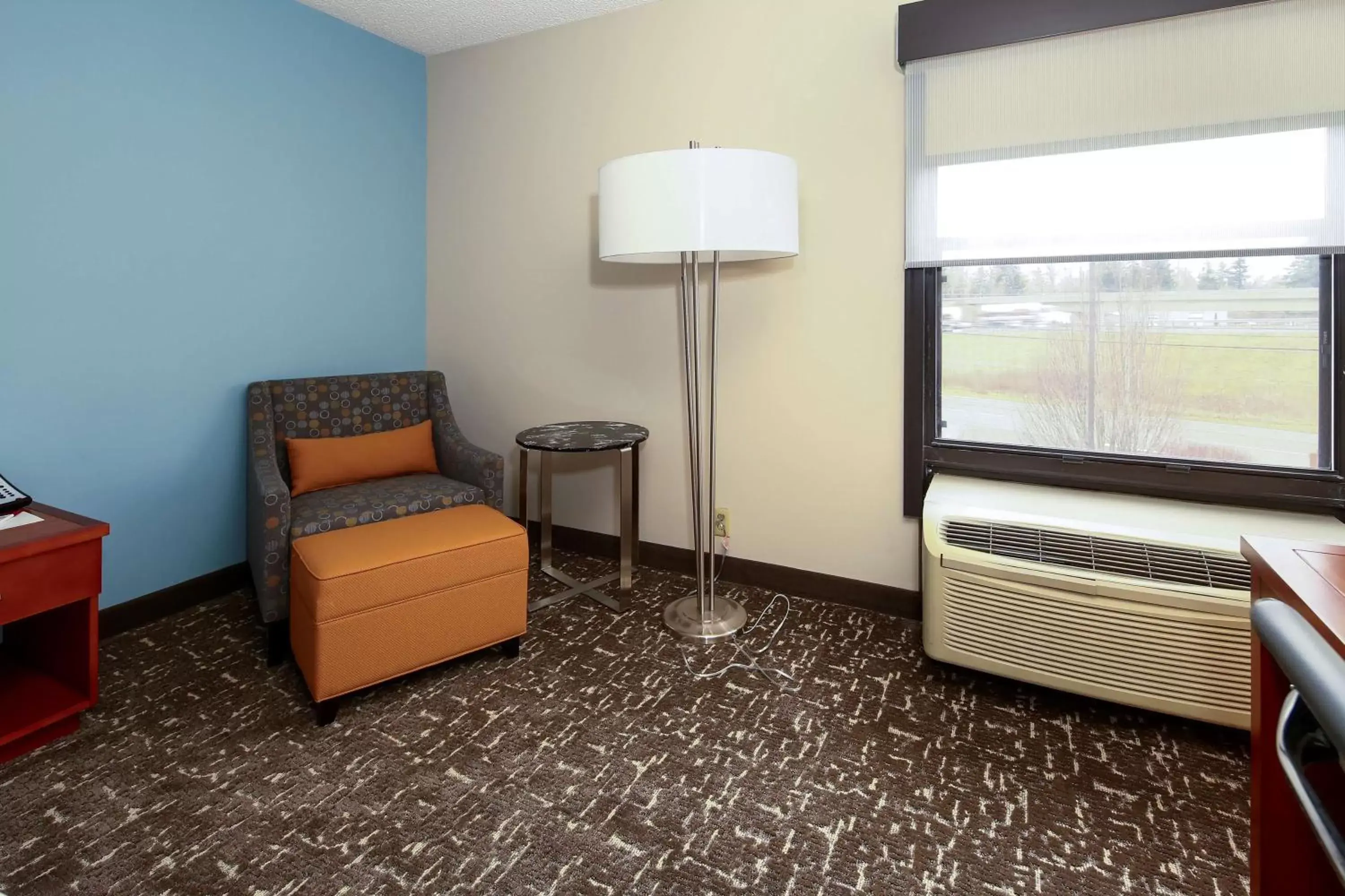 Photo of the whole room, Seating Area in Best Western Plus Bellingham