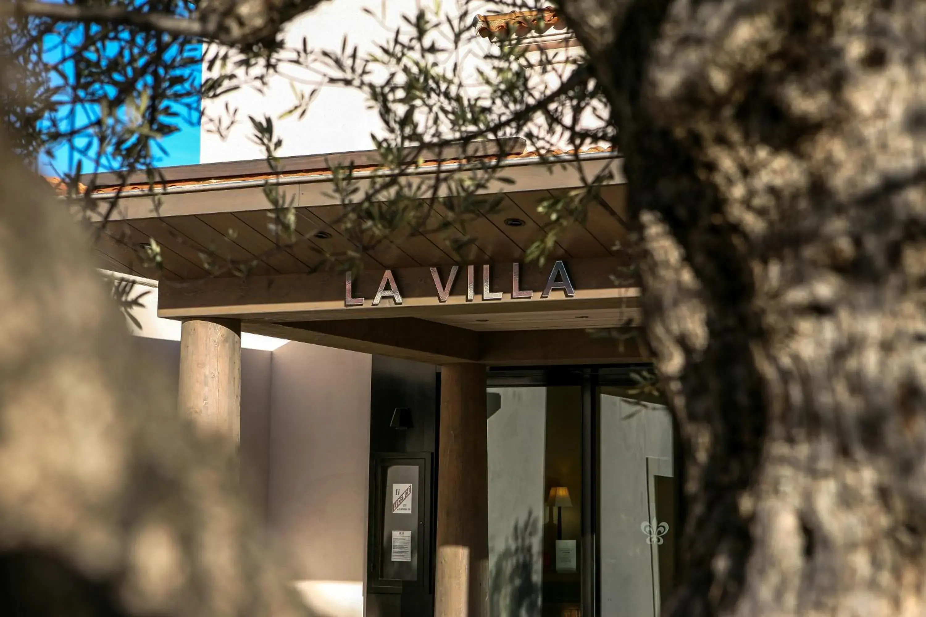 Property Building in La Villa Calvi