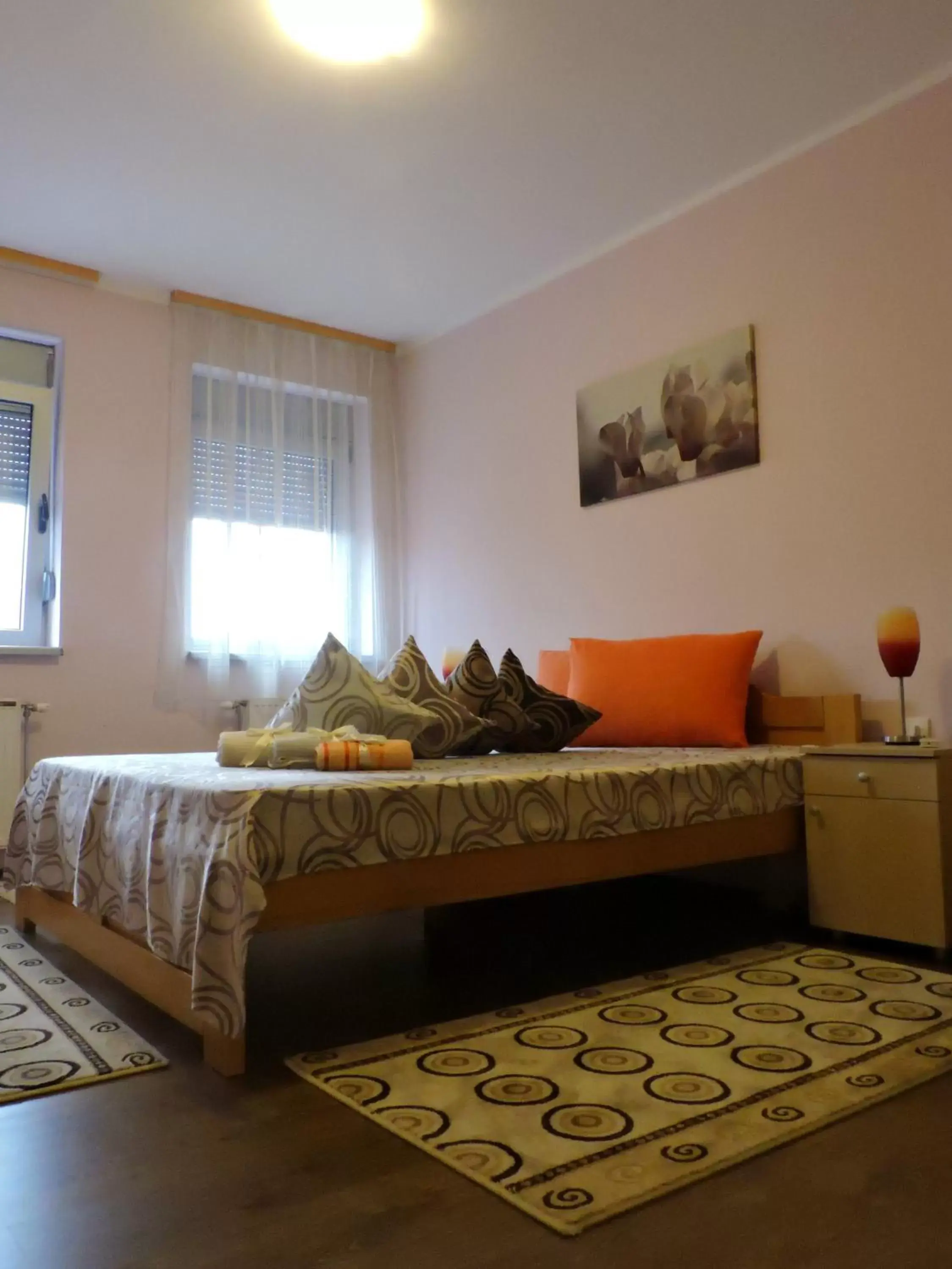 Triple Room with Balcony in B&B Zmajevo Gnezdo 021 Triple Room with Balcony in B&B Zmajevo Gnezdo 021