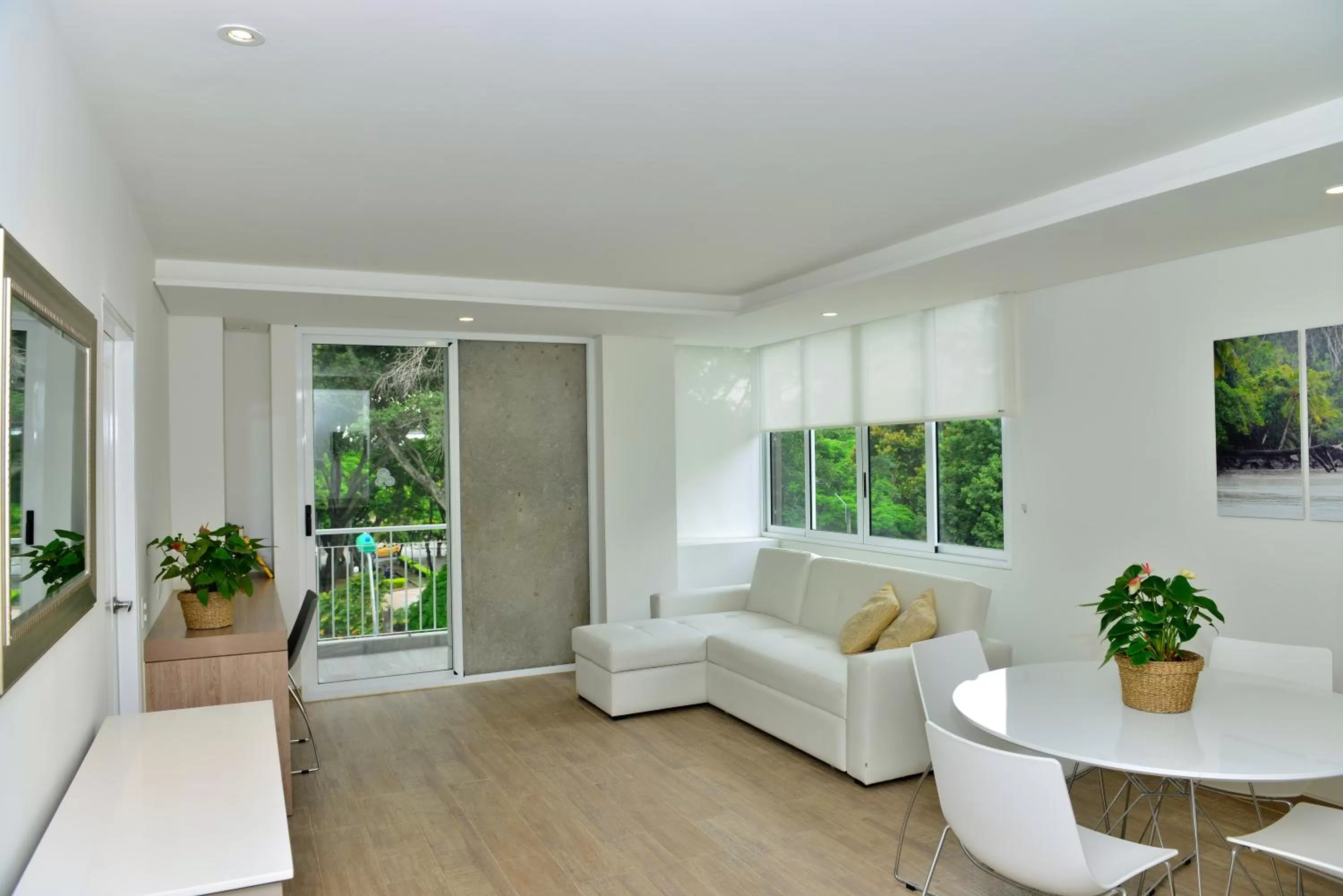 Dining area in Park V