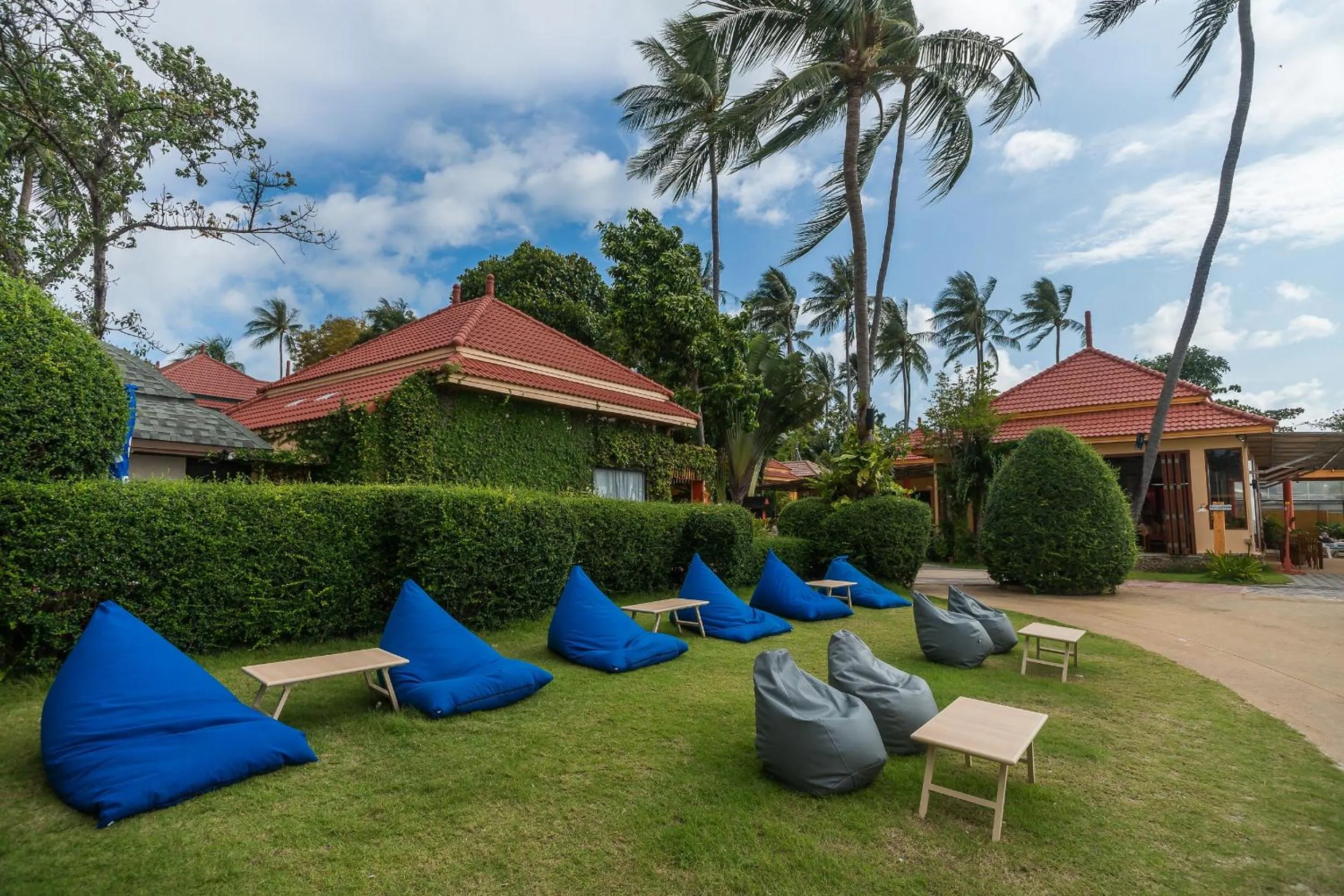 Area and facilities in Chaba Cabana Beach Resort