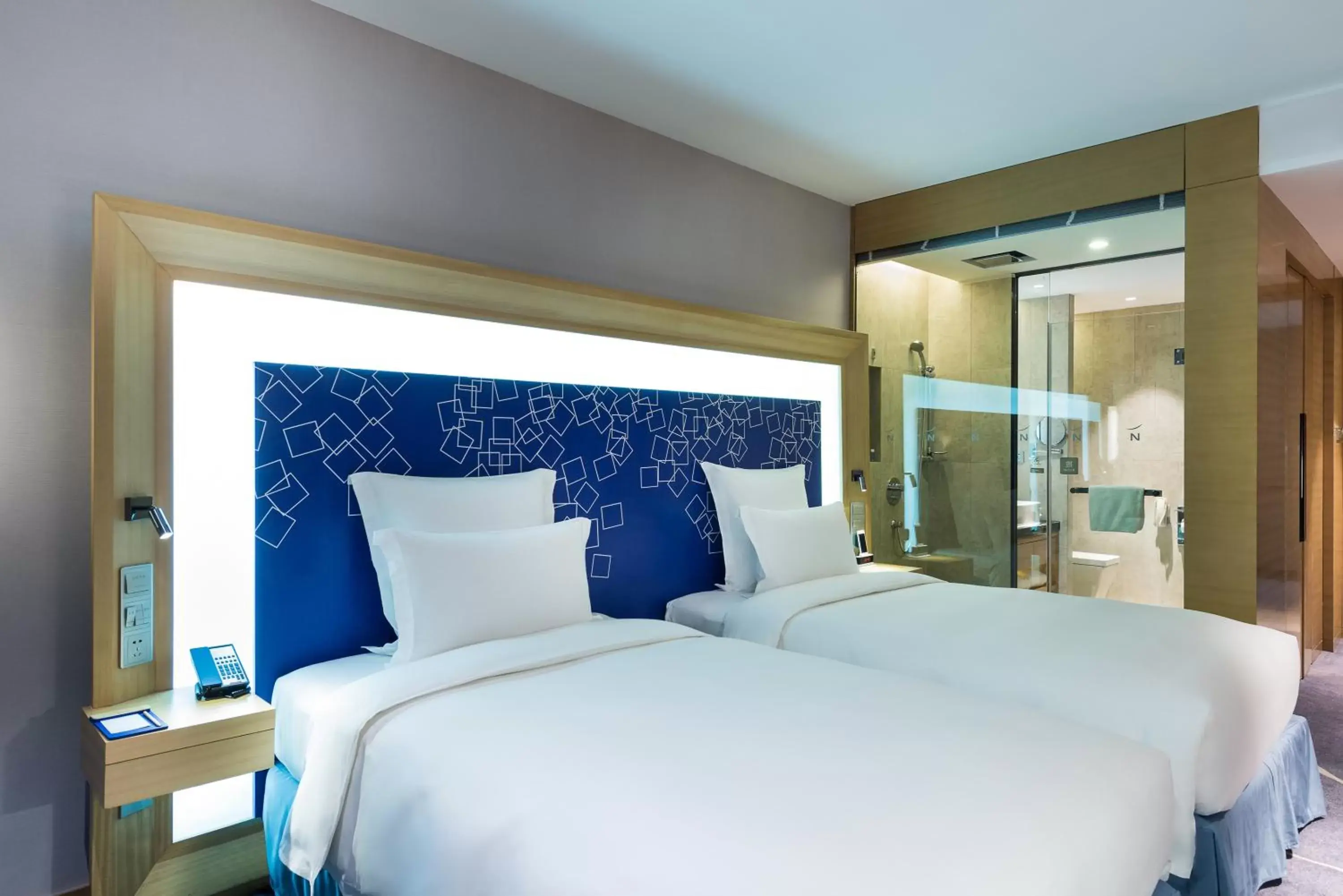 Bed in Novotel Ningbo East