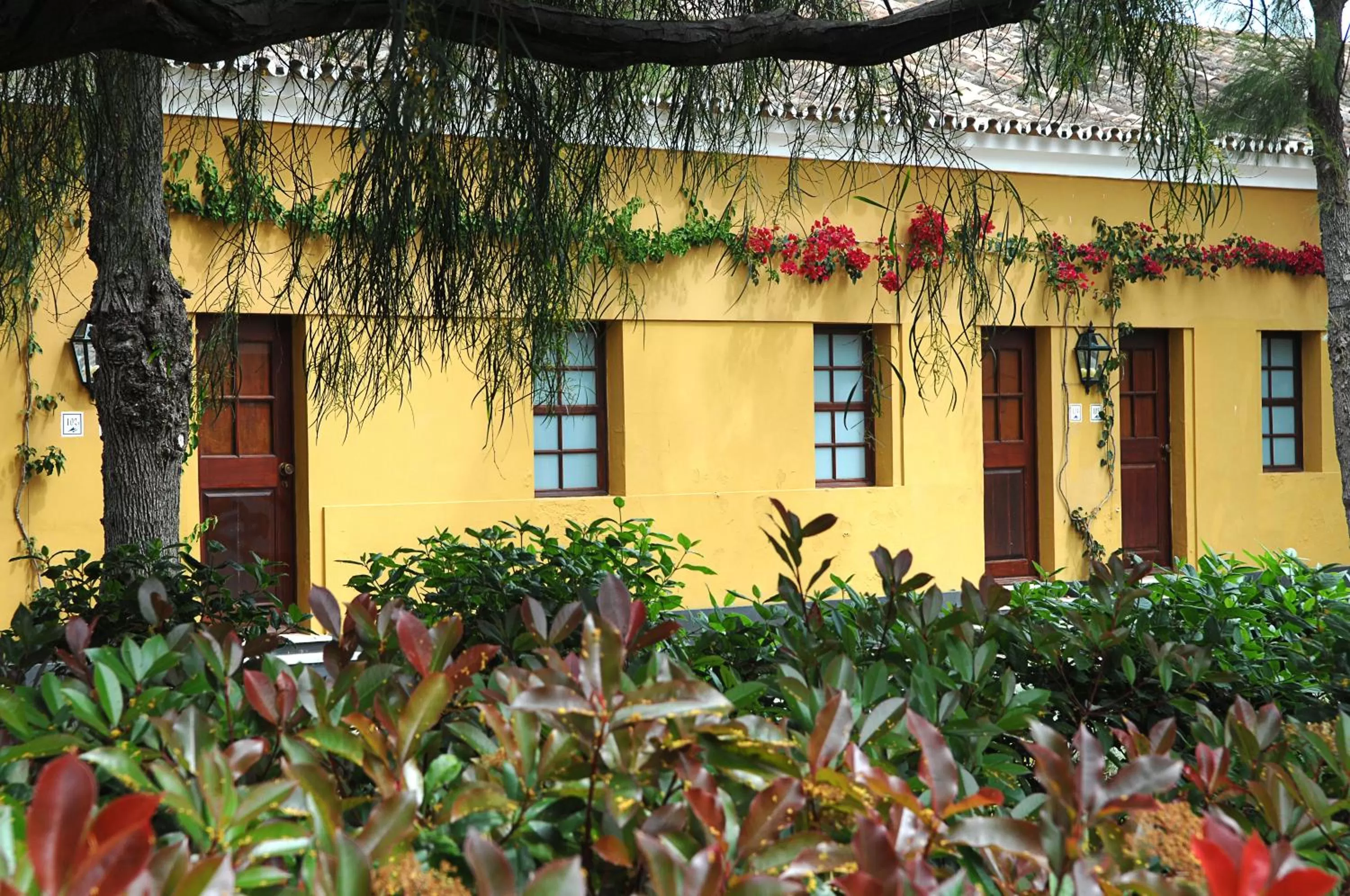 Facade/entrance in Vila Gale Albacora