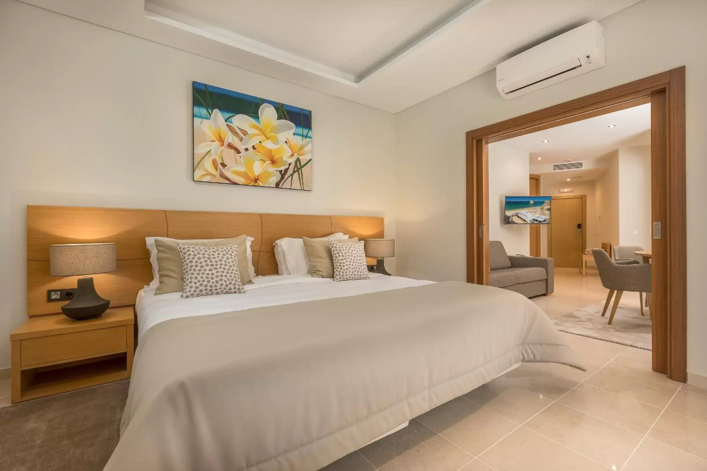 Bedroom, Bed in Caneiros Luxury House & Suites Bedroom, Bed in Caneiros Luxury House & Suites