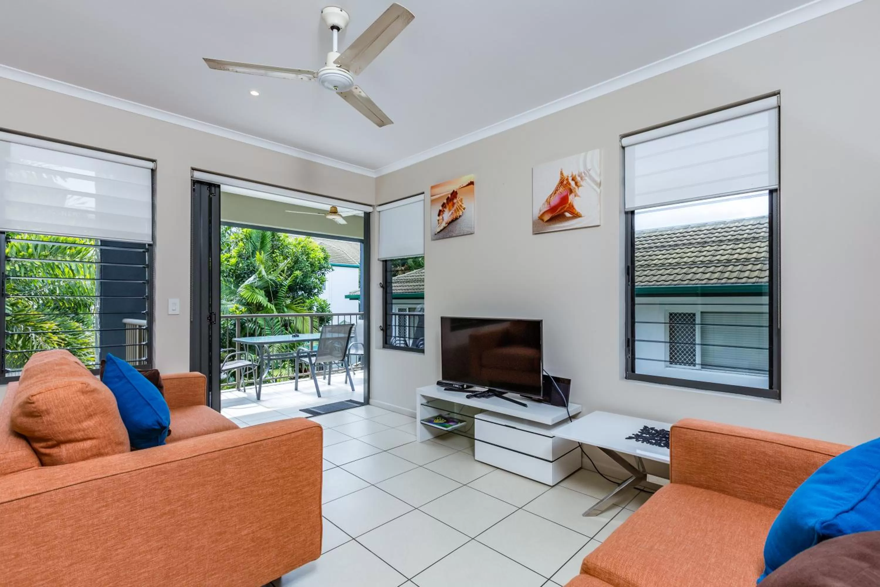 Living room in Sea Point on Trinity Beach