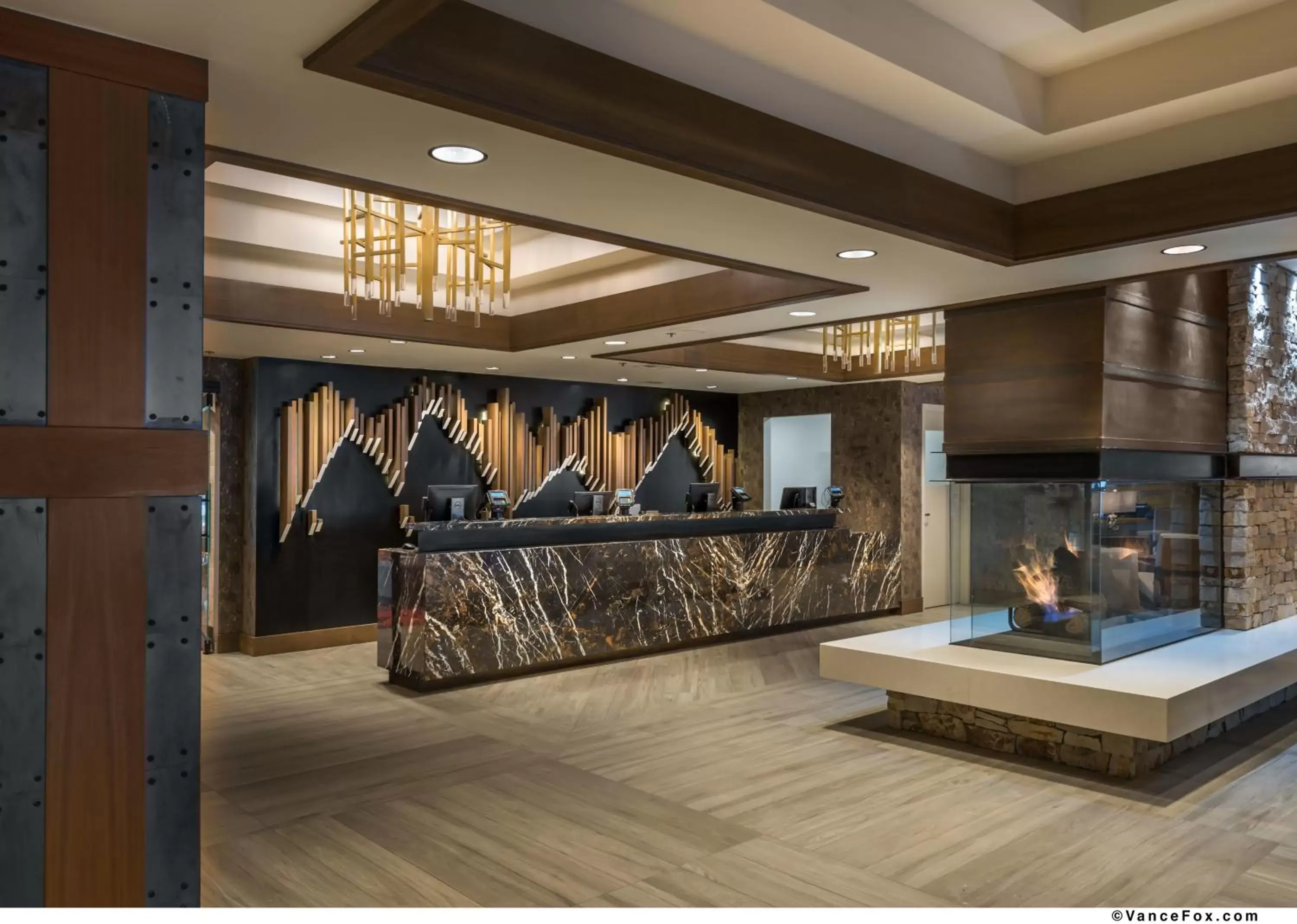 Lobby/Reception in Hilton Vacation Club Tahoe Seasons Lake Tahoe