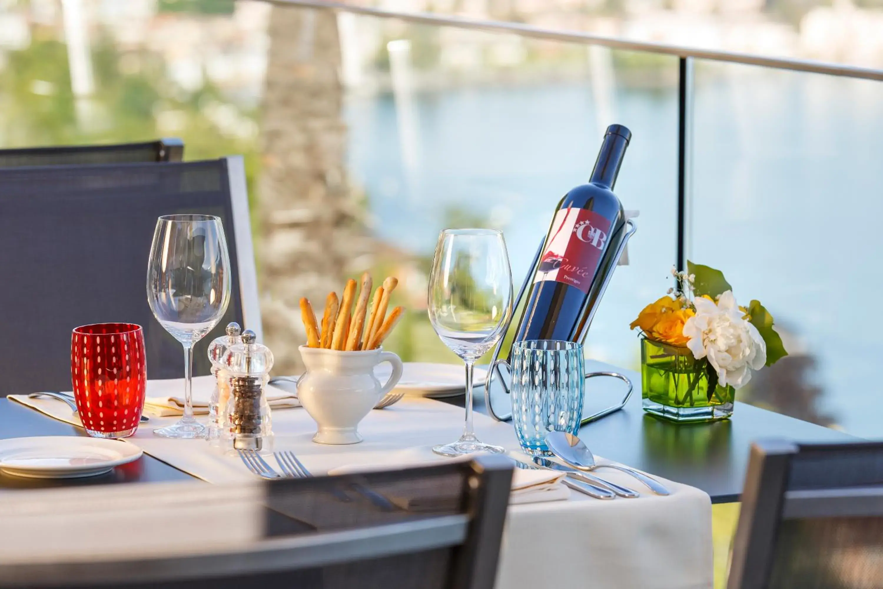 Balcony/Terrace, Restaurant/Places to Eat in Casa Berno Swiss Quality Hotel