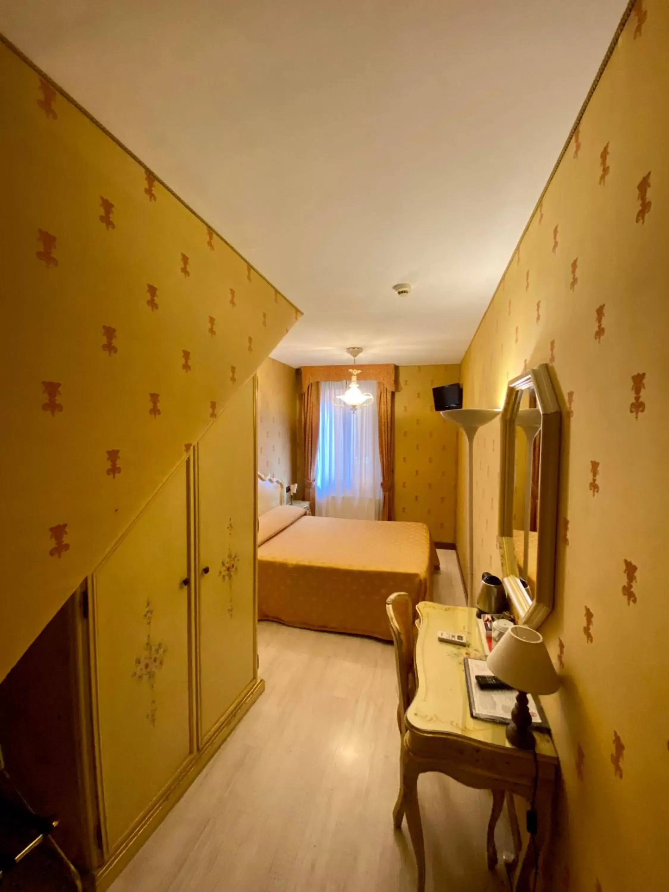 Bedroom in Hotel San Gallo