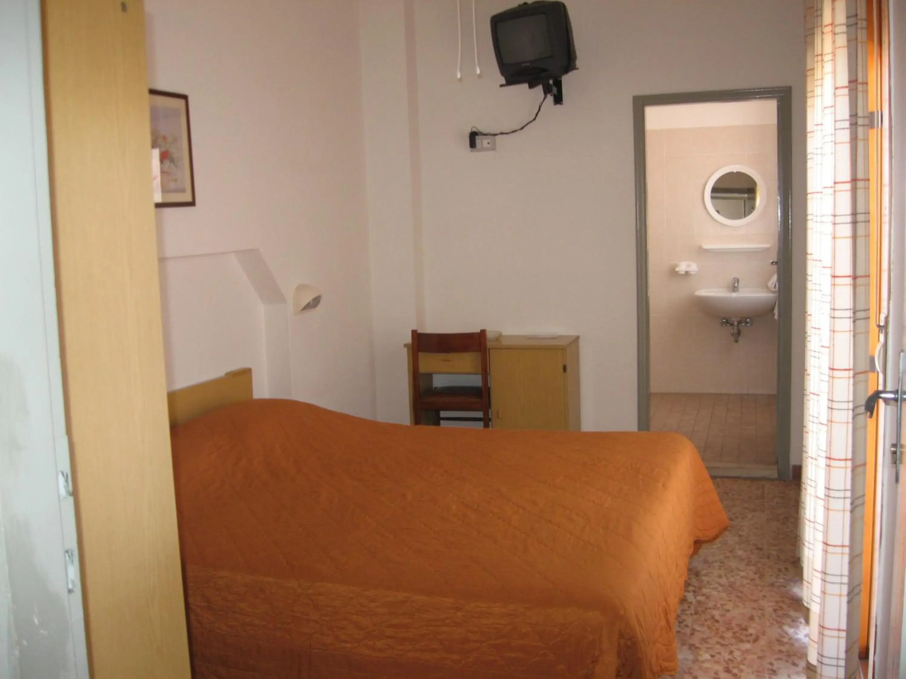 Bed in Hotel Eleonora