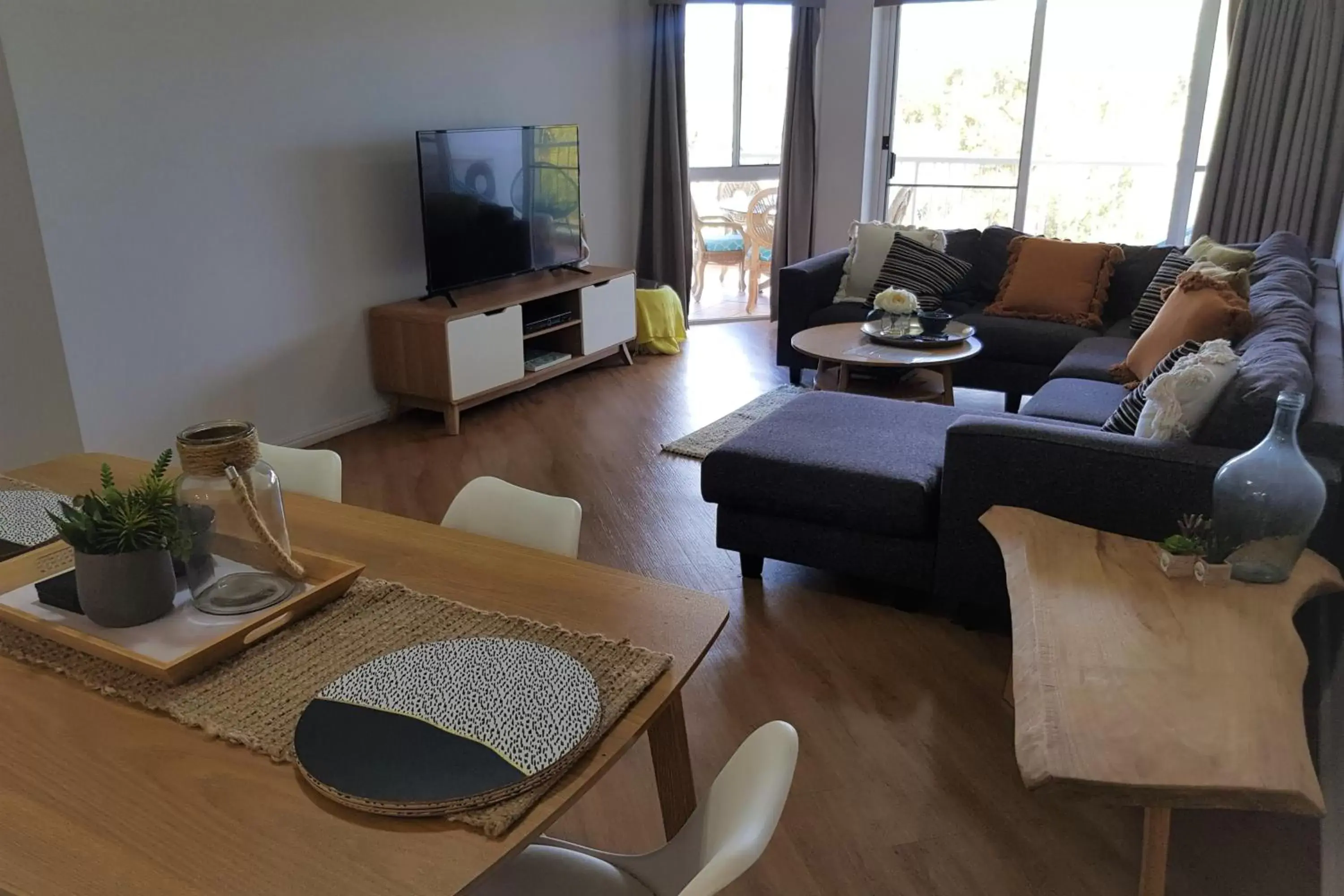 Living room, Seating Area in Fairways Golf & Beach Retreat Bribie Island