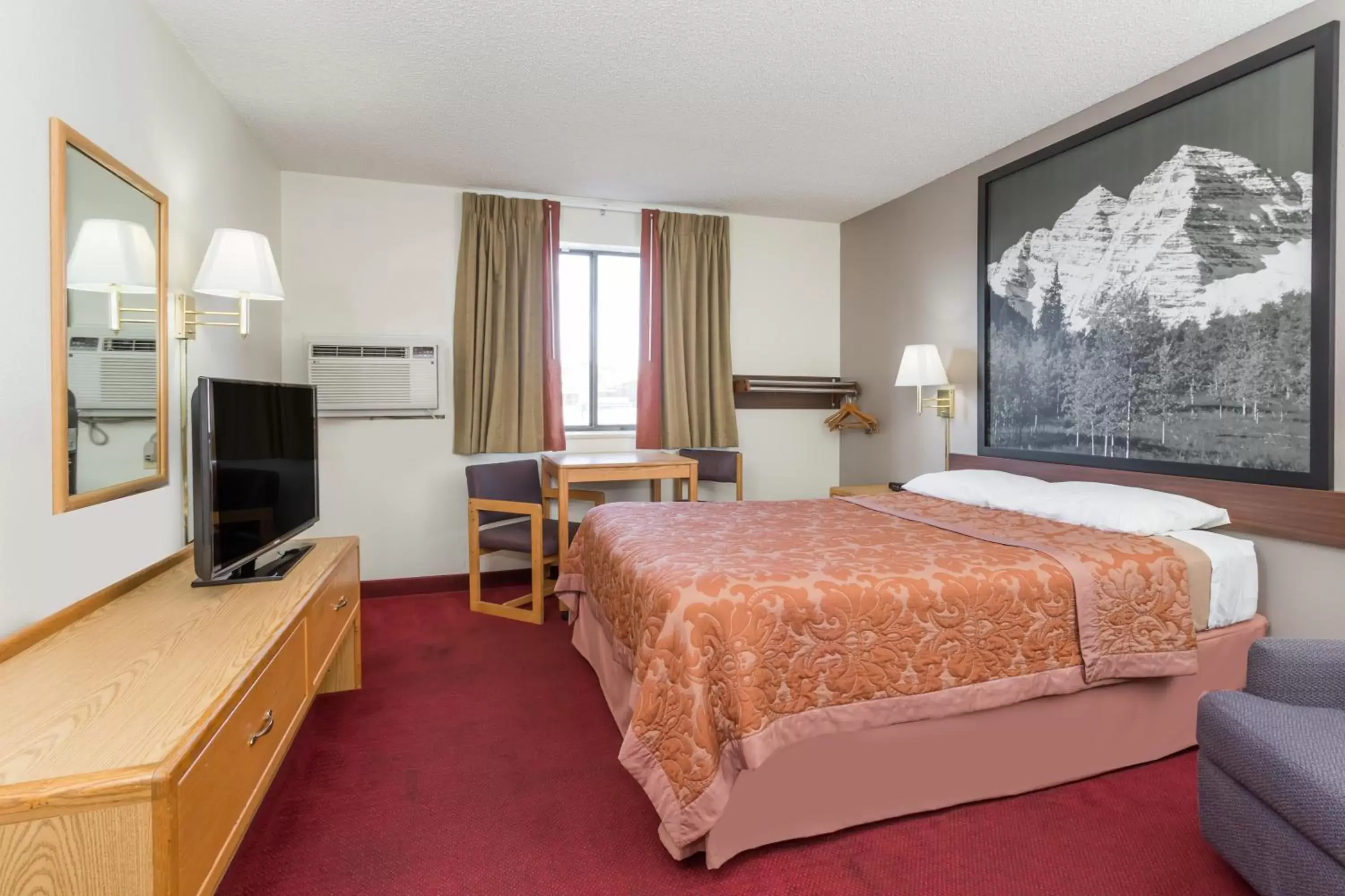 Photo of the whole room, Room Photo in Super 8 by Wyndham Grand Junction Colorado