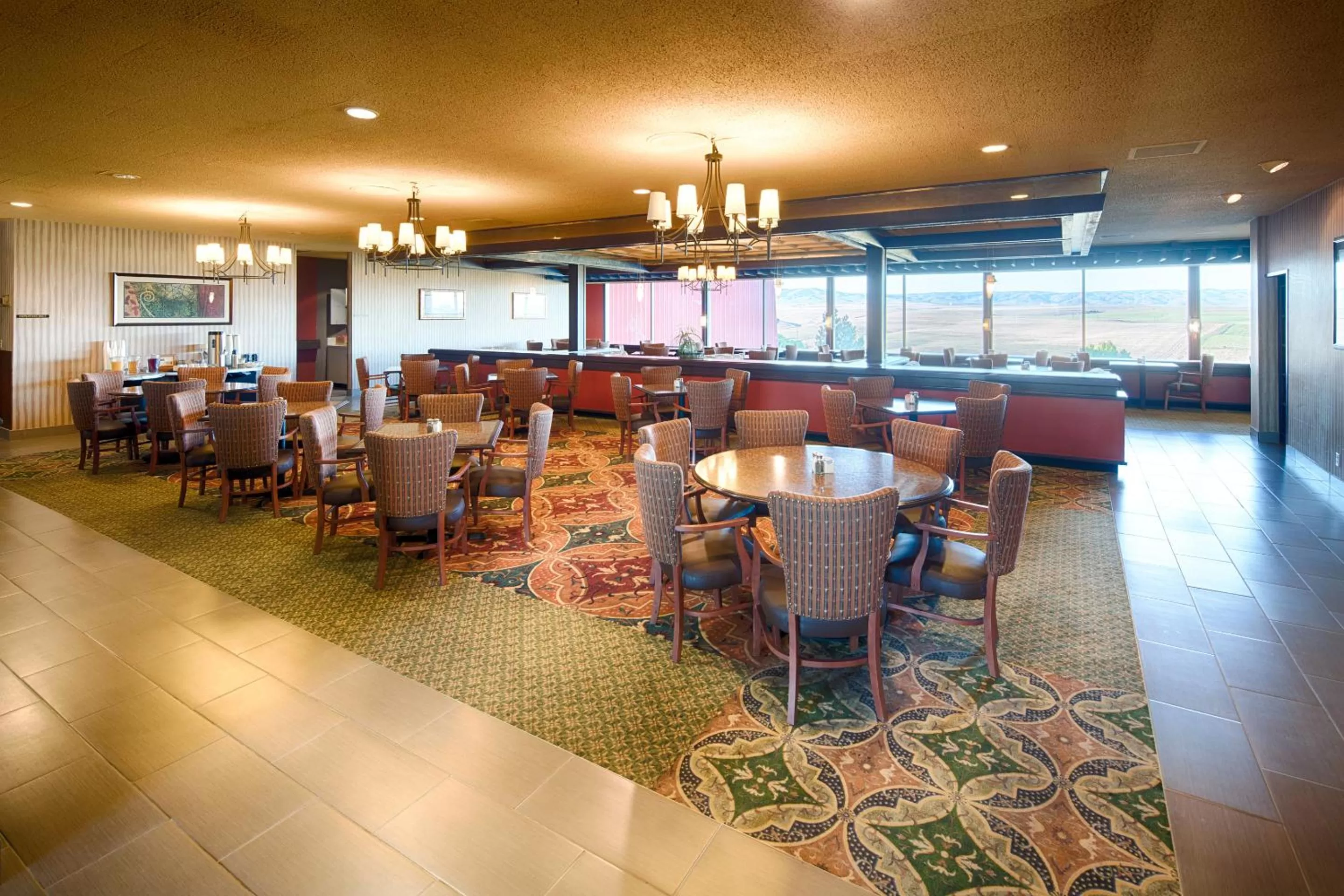 Restaurant/places to eat in Red Lion Hotel Pendleton