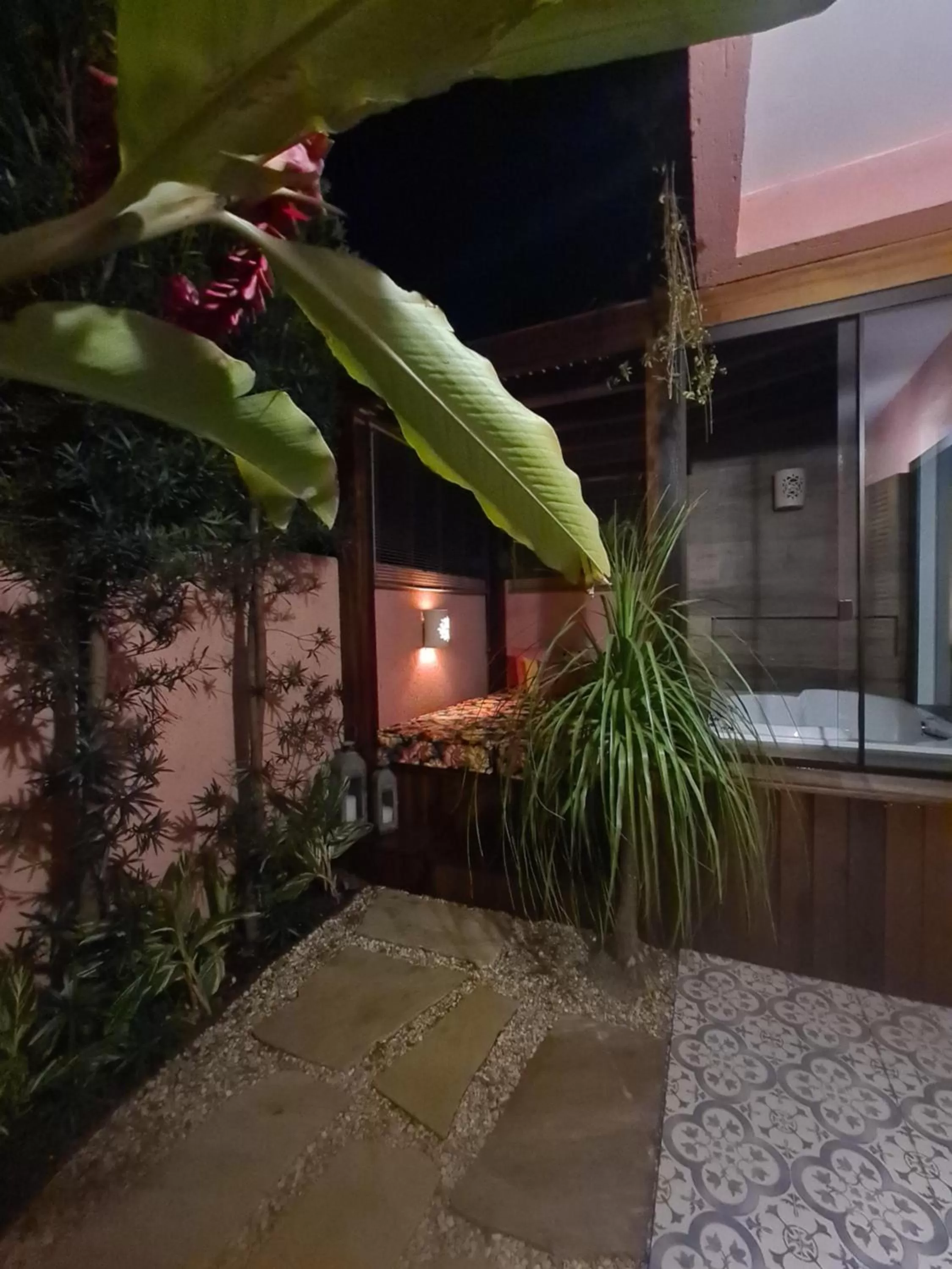 Hot Tub in Pousada Vila Rosada