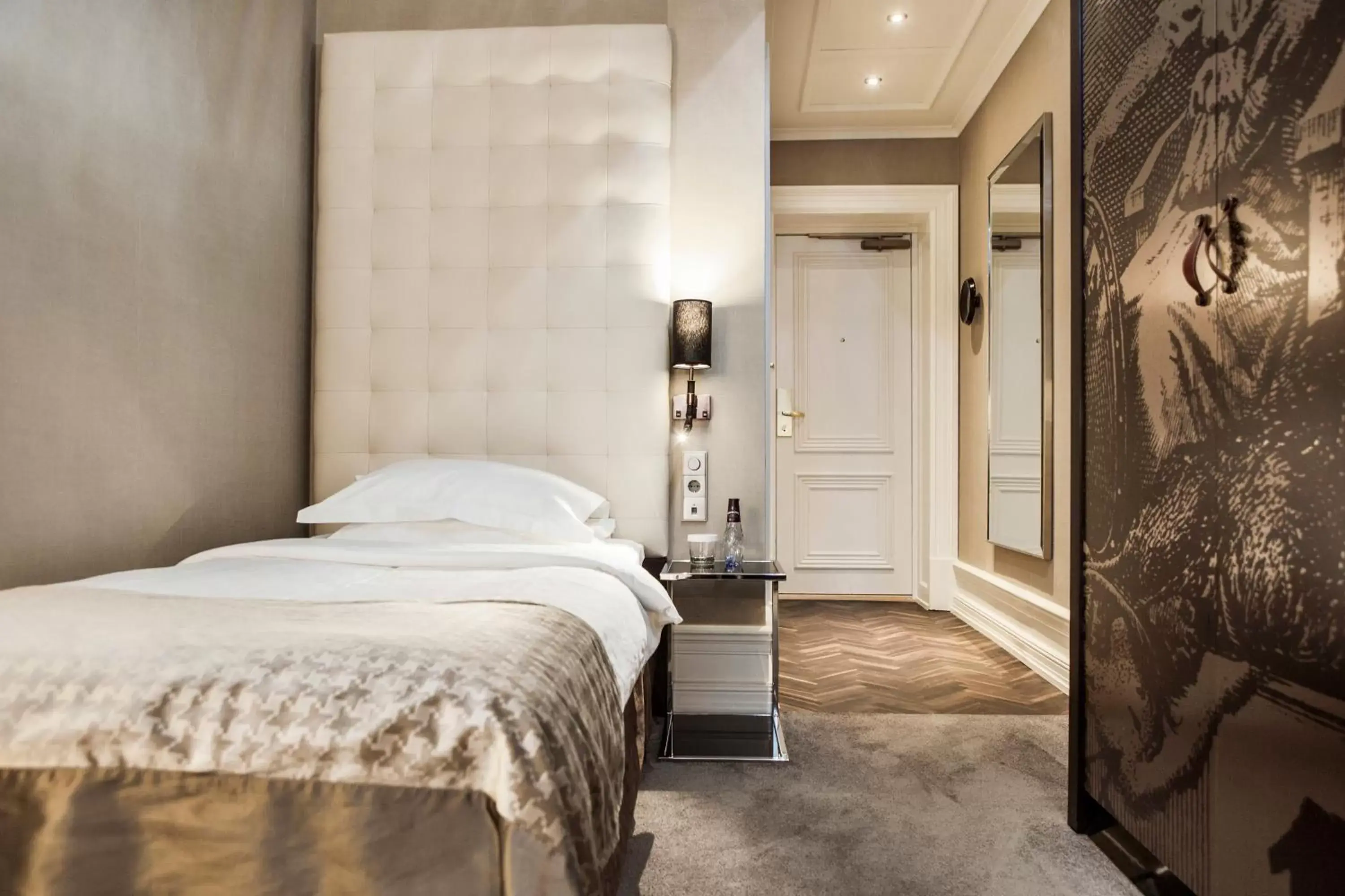 Standard Single Room in Elite Plaza Hotel Standard Single Room in Elite Plaza Hotel