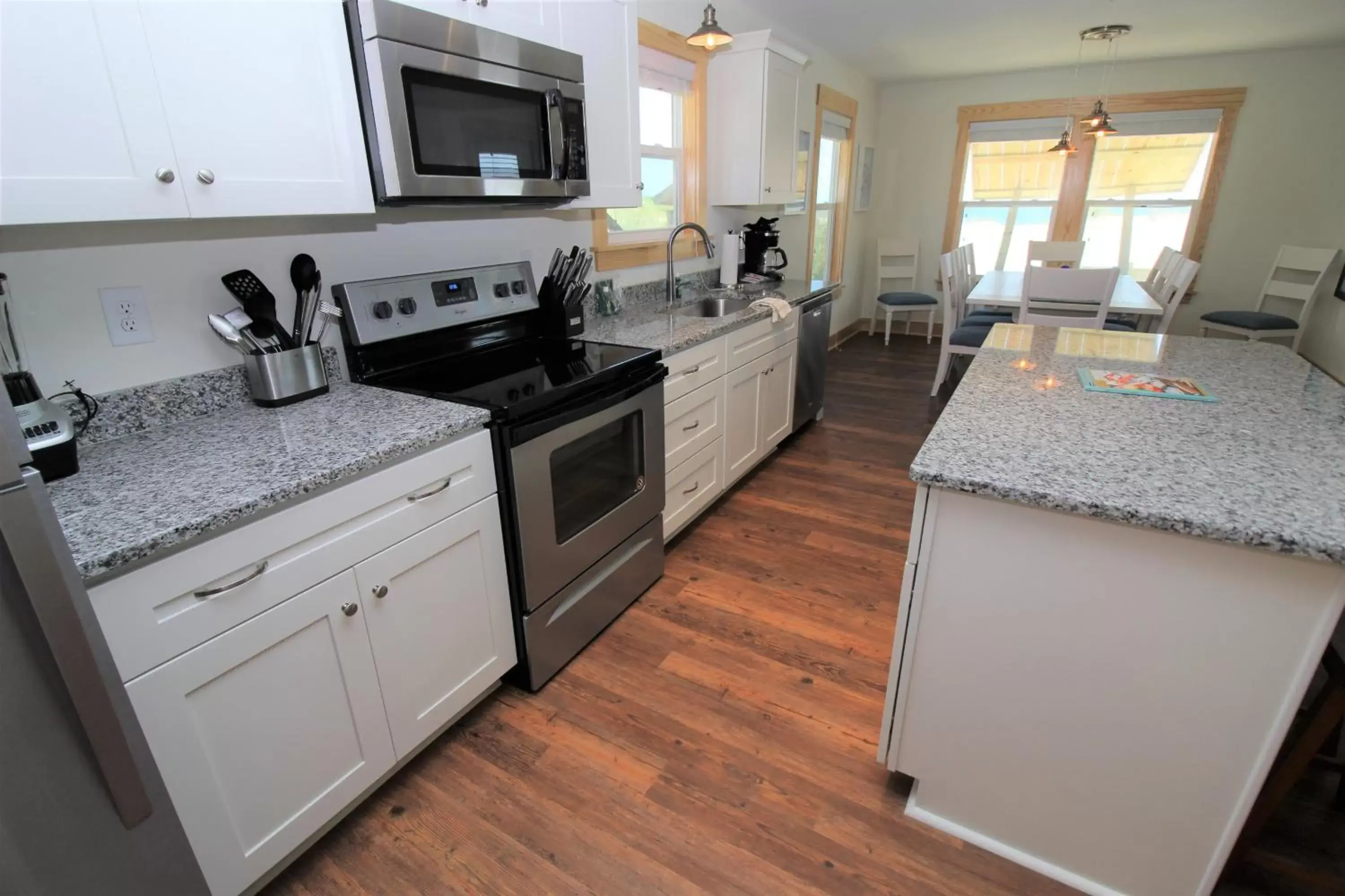 Kitchen or kitchenette, Kitchen/Kitchenette in Whalebone Ocean Cottages by KEES Vacations