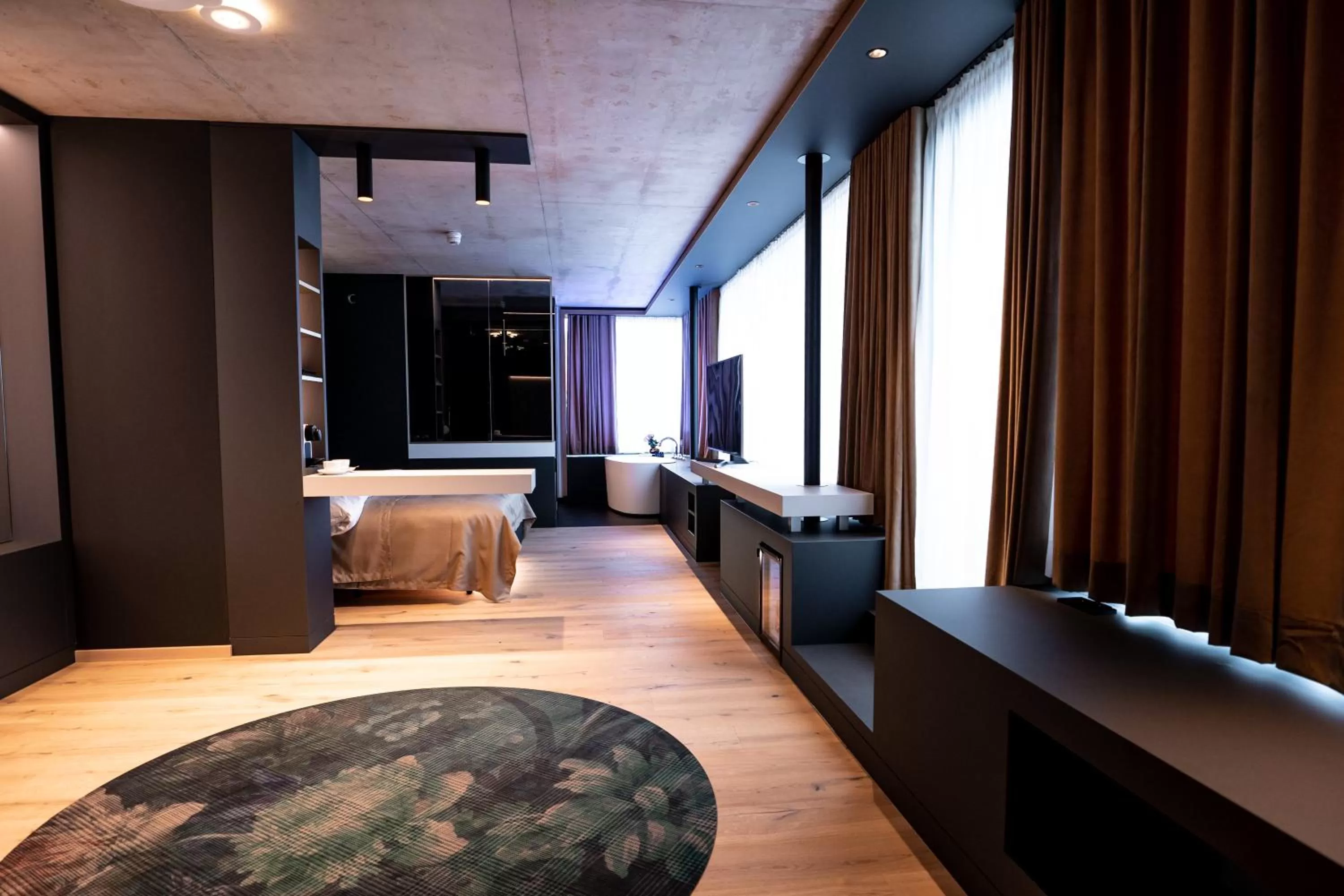 Balcony/Terrace, Bed in Villa Boutique Hotel