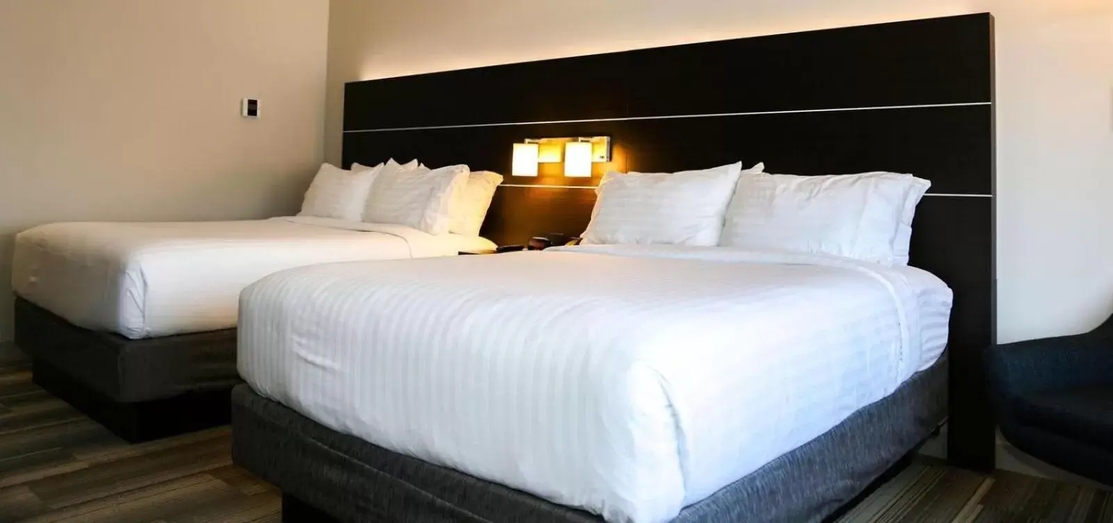 Bed in Holiday Inn Express & Suites Kingston-Ulster, an IHG Hotel