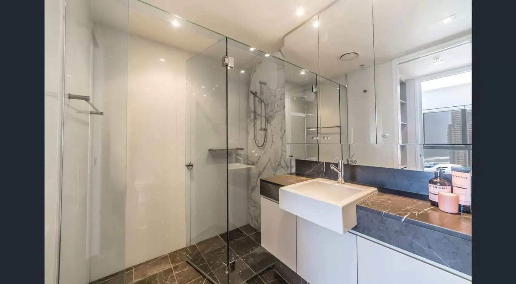 Bathroom in Artique Surfers Paradise - Official