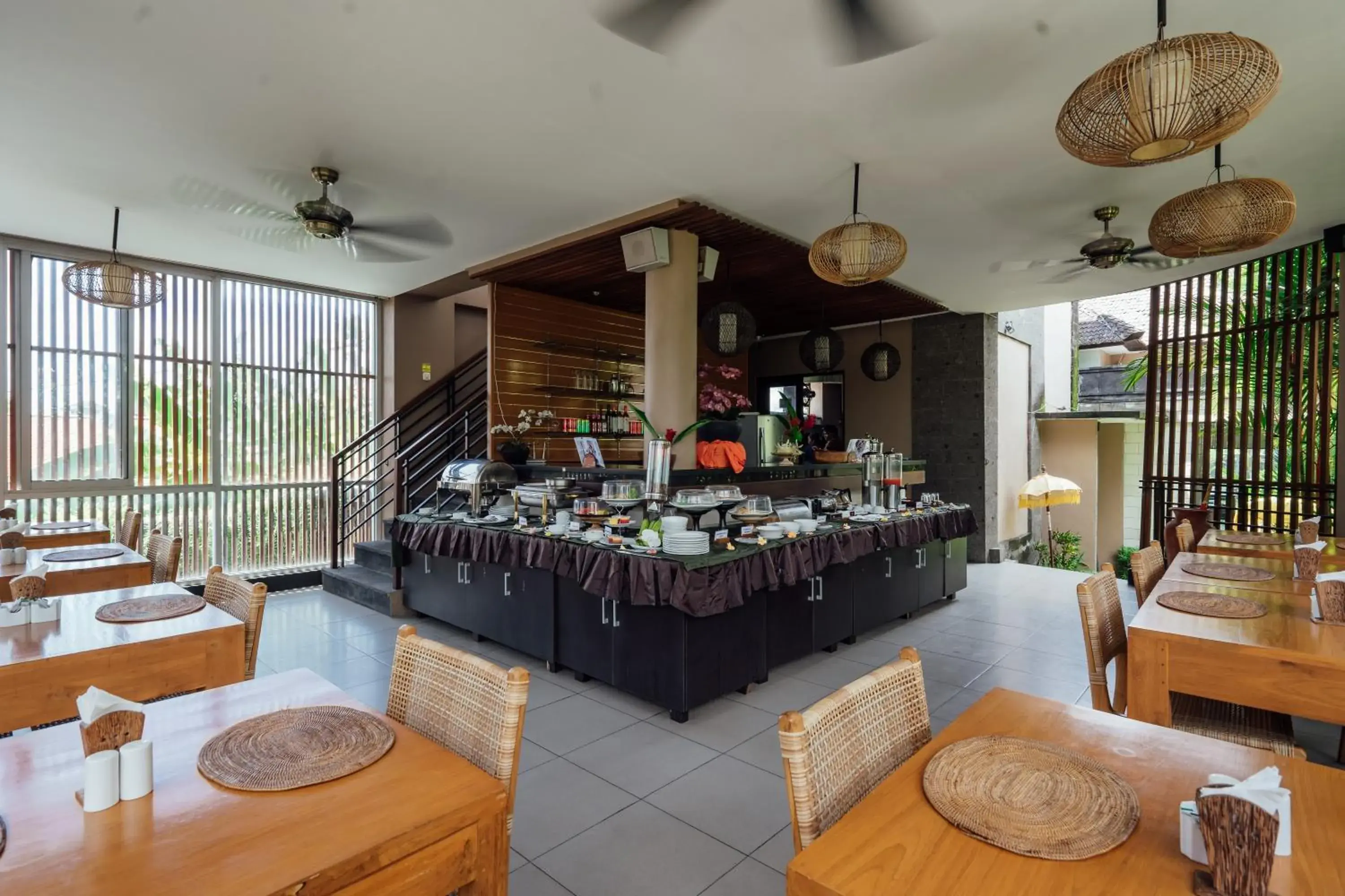 Restaurant/places to eat in The Bidadari Villas and Spa Umalas - Seminyak Restaurant/places to eat in The Bidadari Villas and Spa Umalas - Seminyak