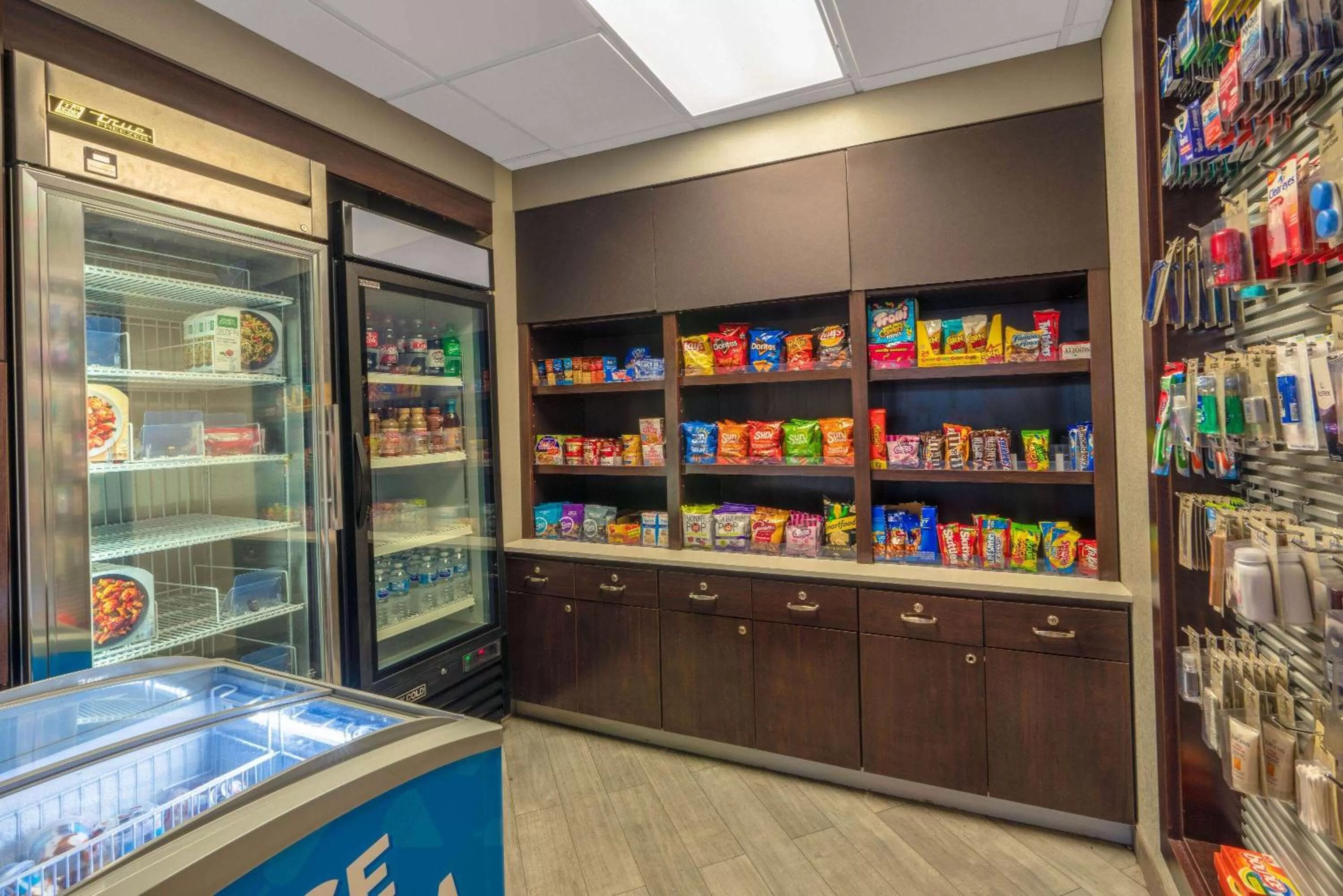 Food and drinks in La Quinta by Wyndham Pueblo