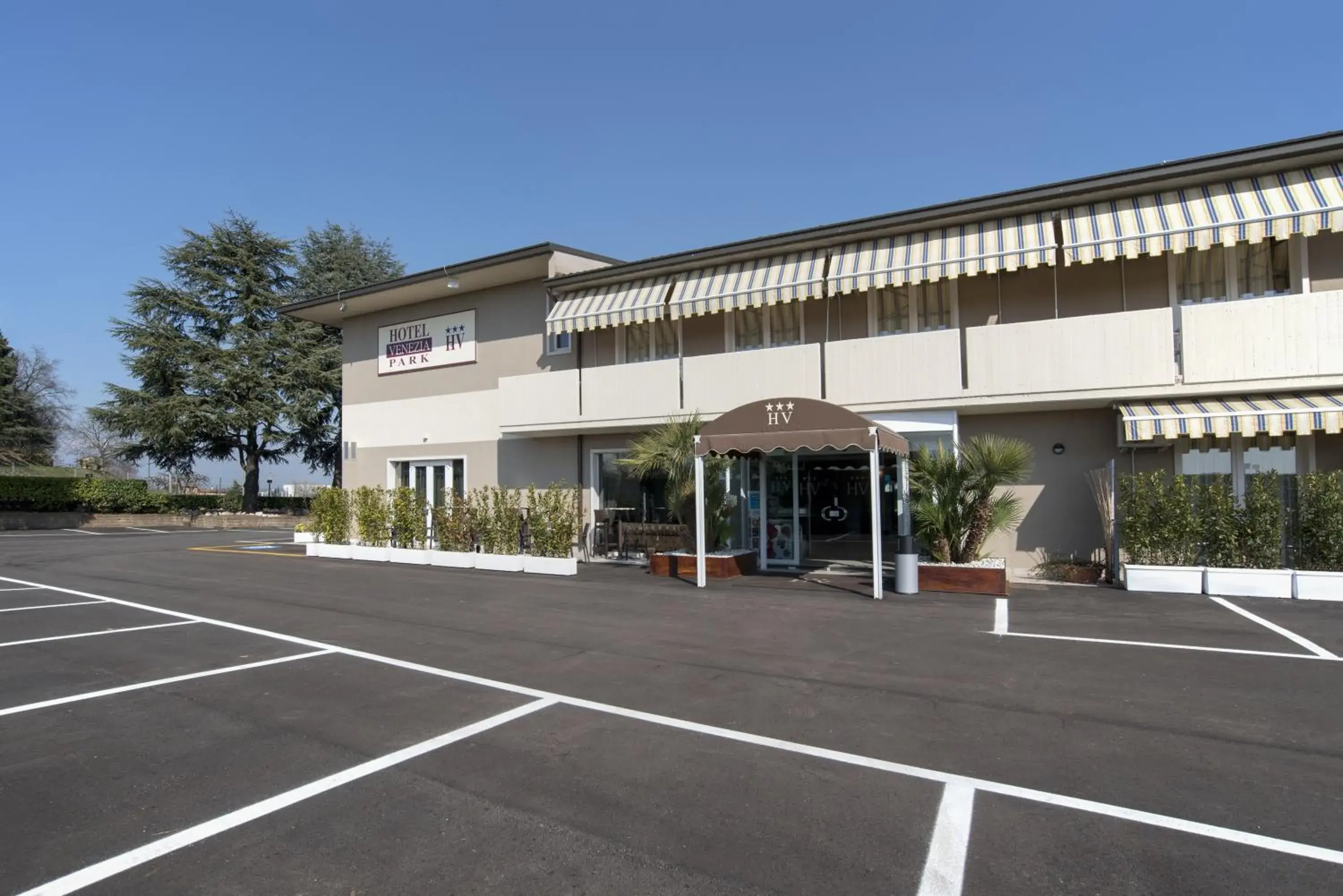 Street view, Property Building in Hotel Venezia Park