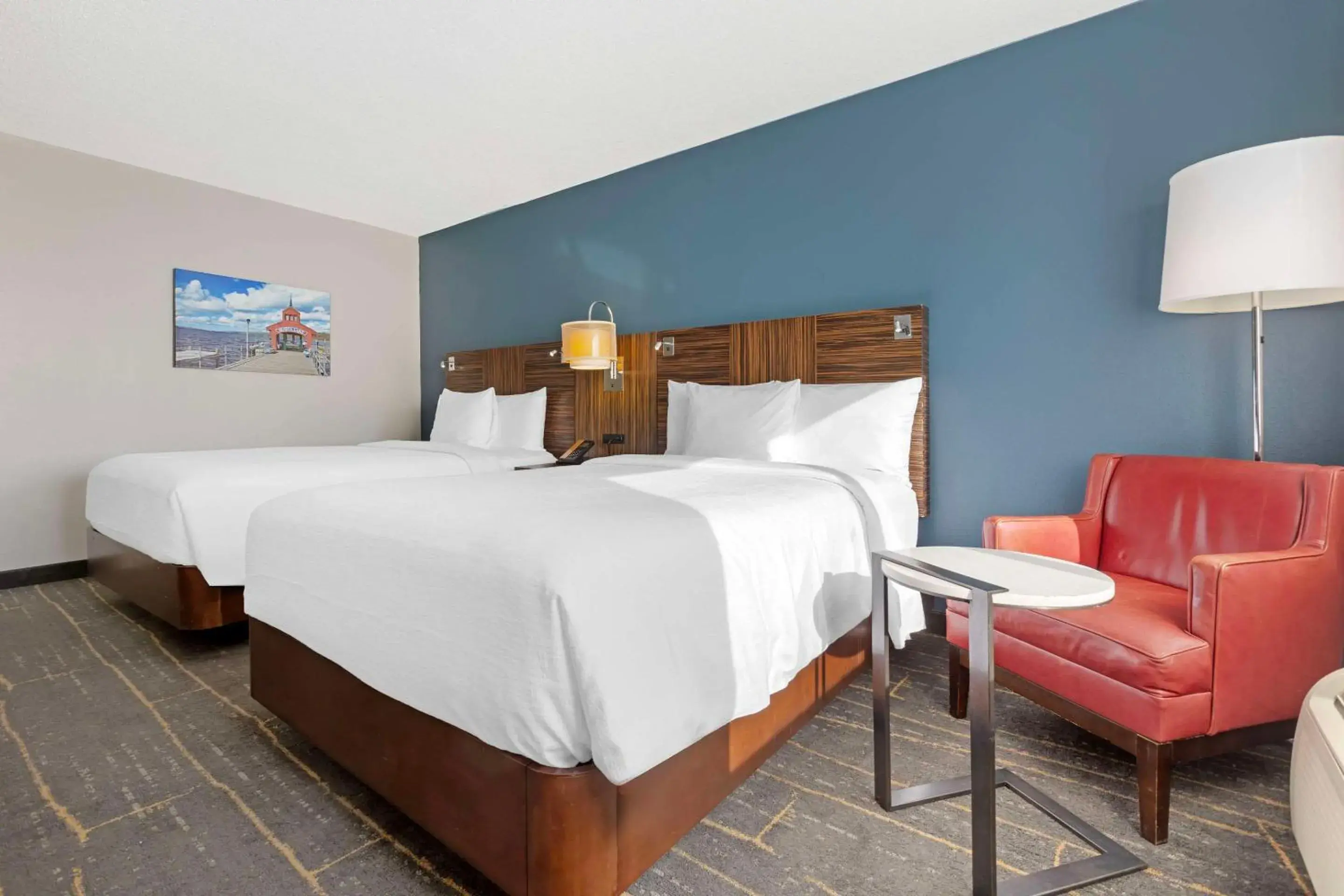 Bedroom, Bed in Quality Inn near Finger Lakes and Seneca Falls