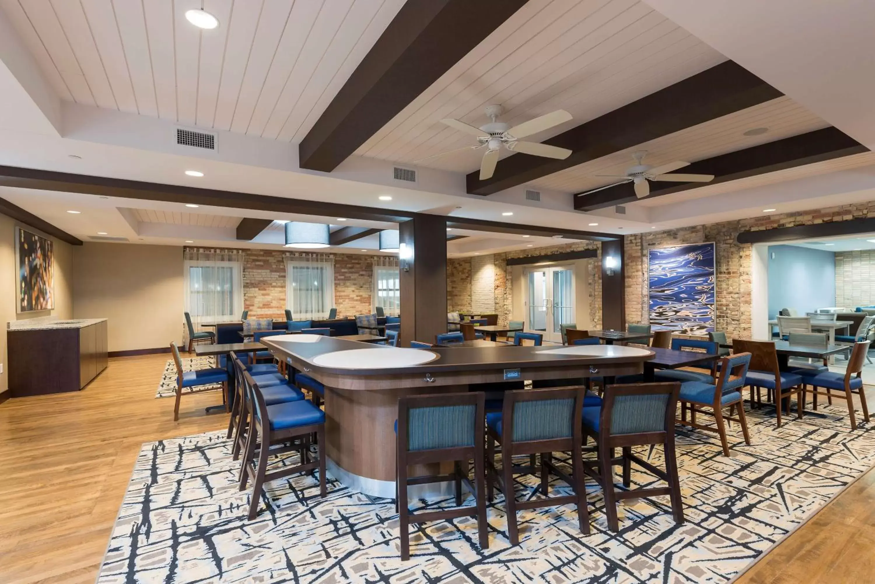 Lobby or reception, Restaurant/Places to Eat in Homewood Suites by Hilton Grand Rapids Downtown