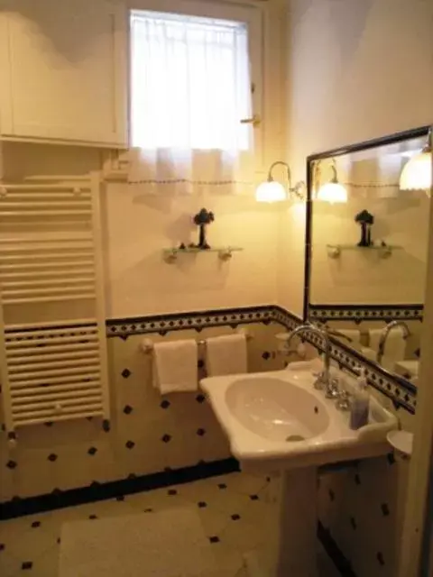 Bathroom in B&B Michelangeli - Private parking